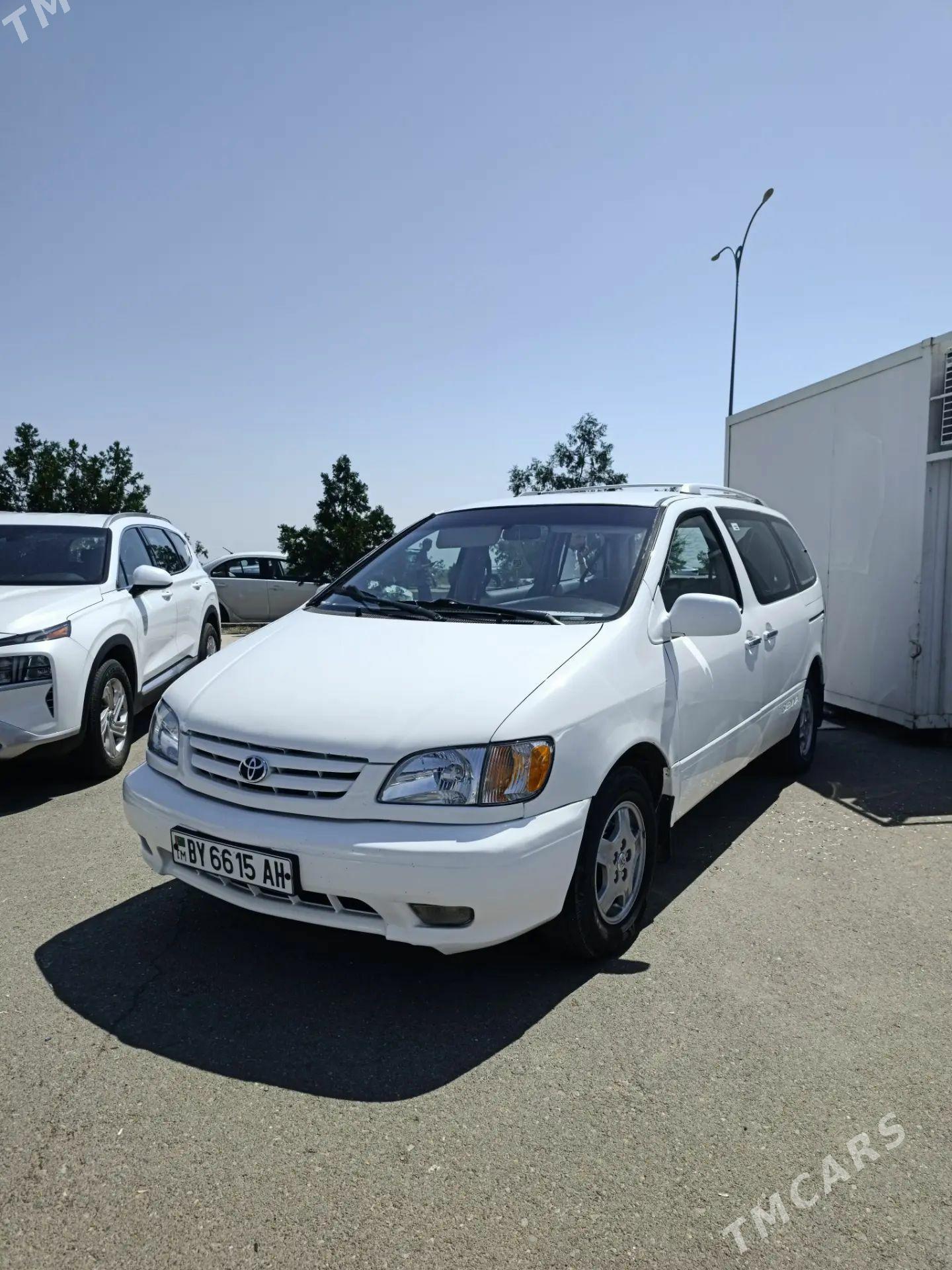 Toyota Sienna 1999 - 190 000 TMT - Гёкдепе - img 1