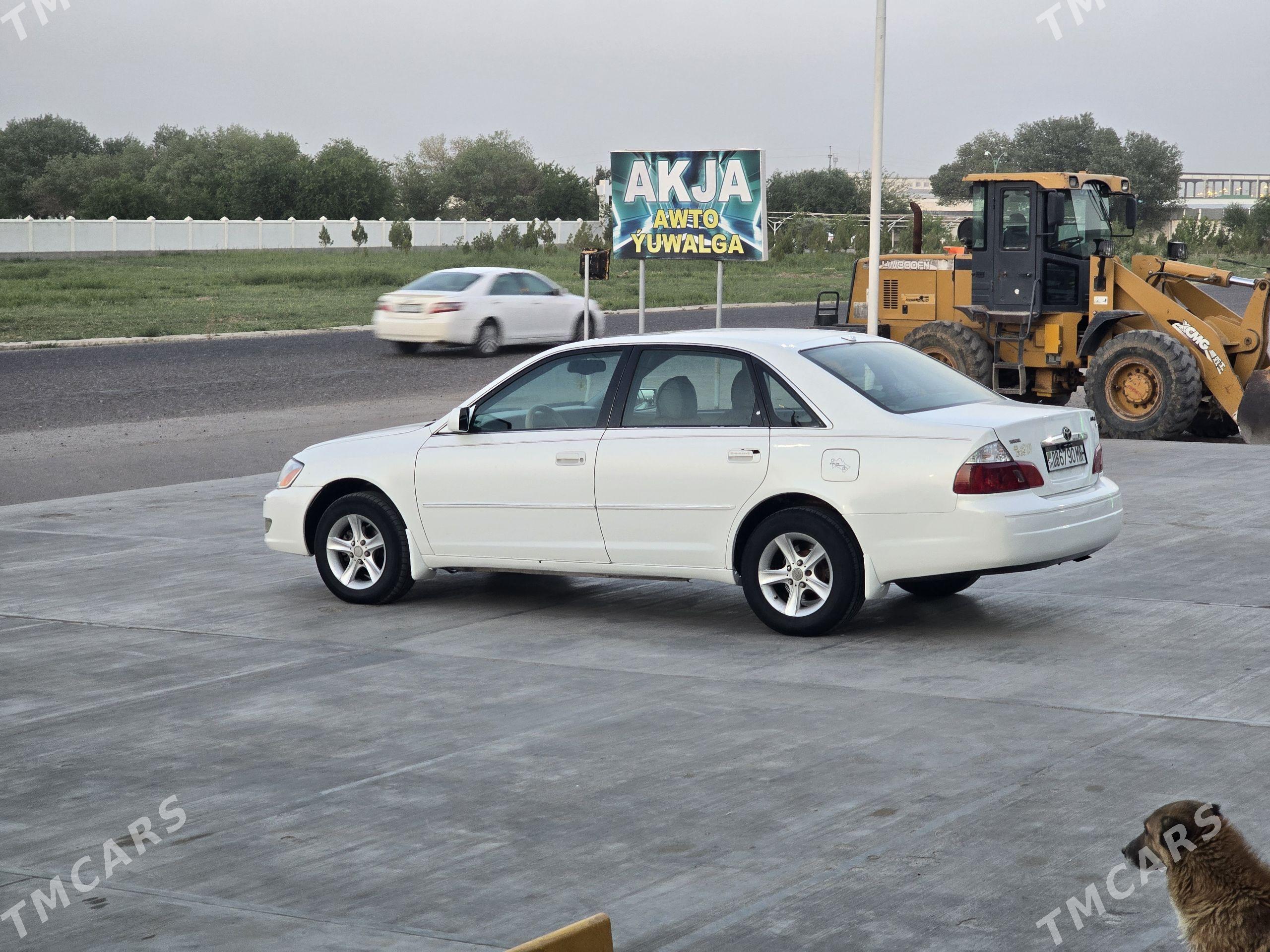 Toyota Avalon 2002 - 220 000 TMT - Мары - img 1