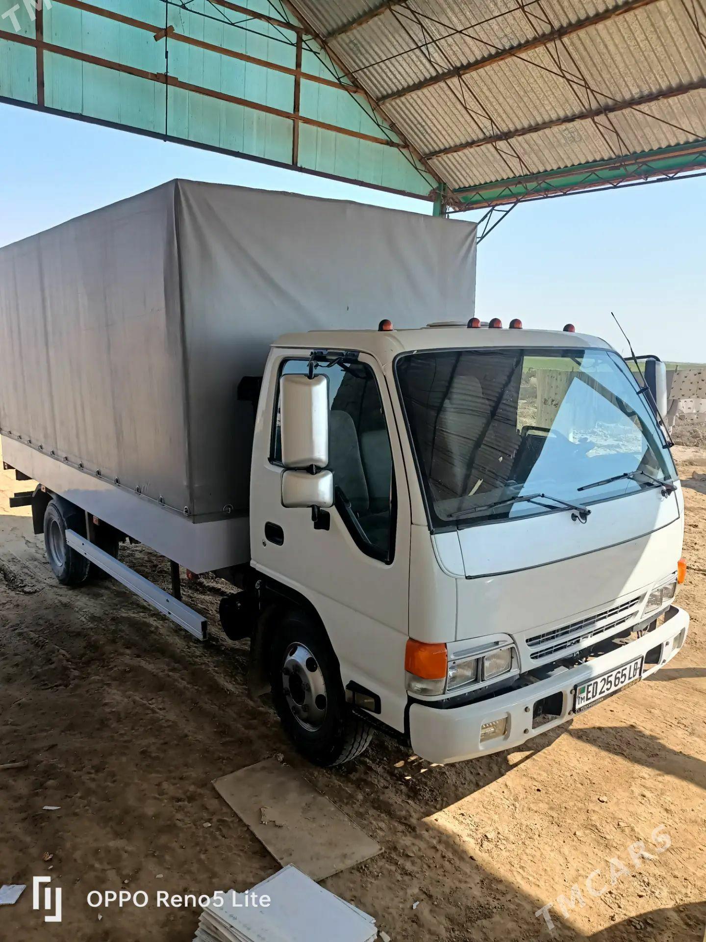 Isuzu Forward 2003 - 200 000 TMT - Dostluk - img 1