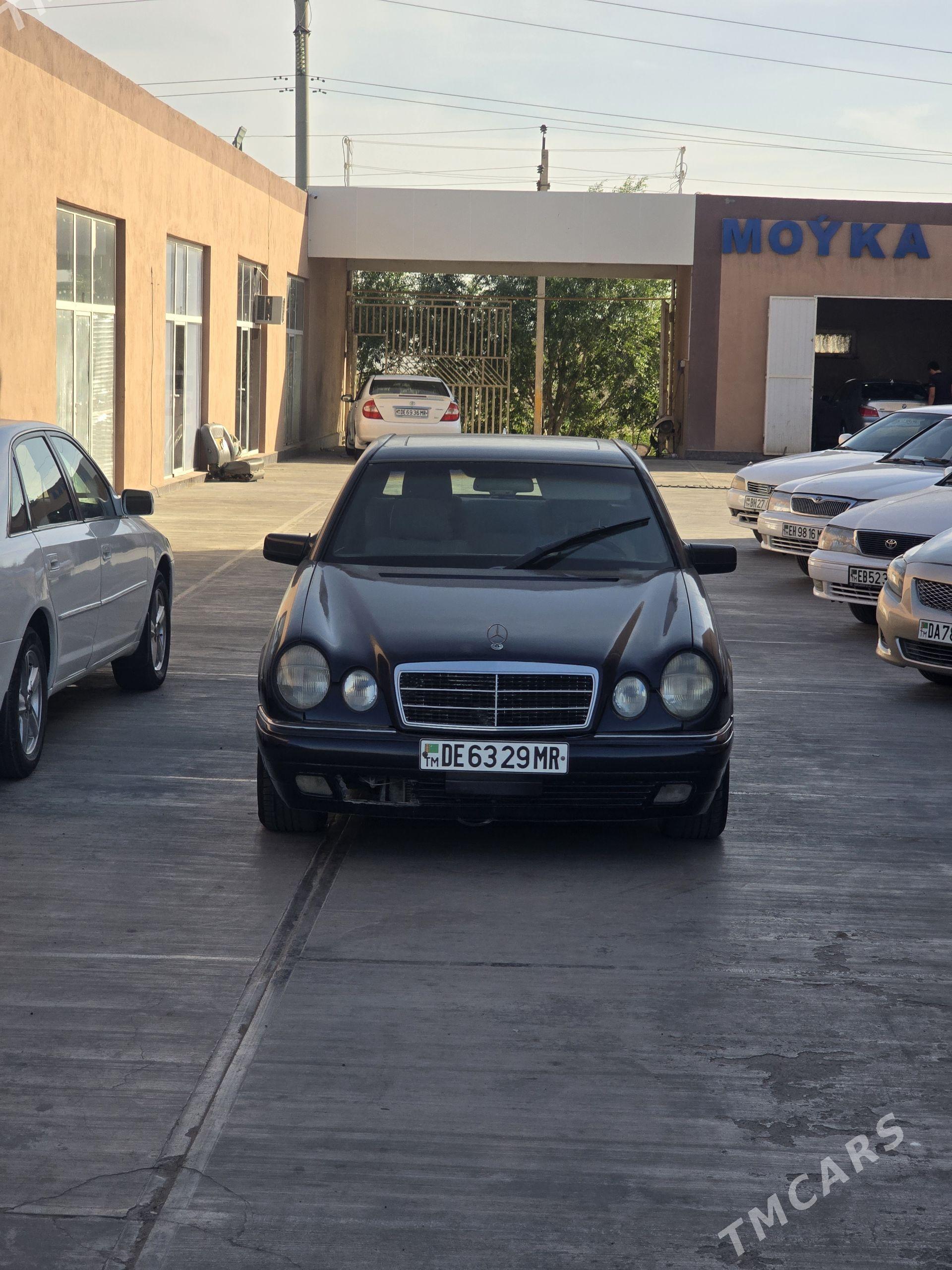 Mercedes-Benz C320 1998 - 80 000 TMT - Mary - img 1