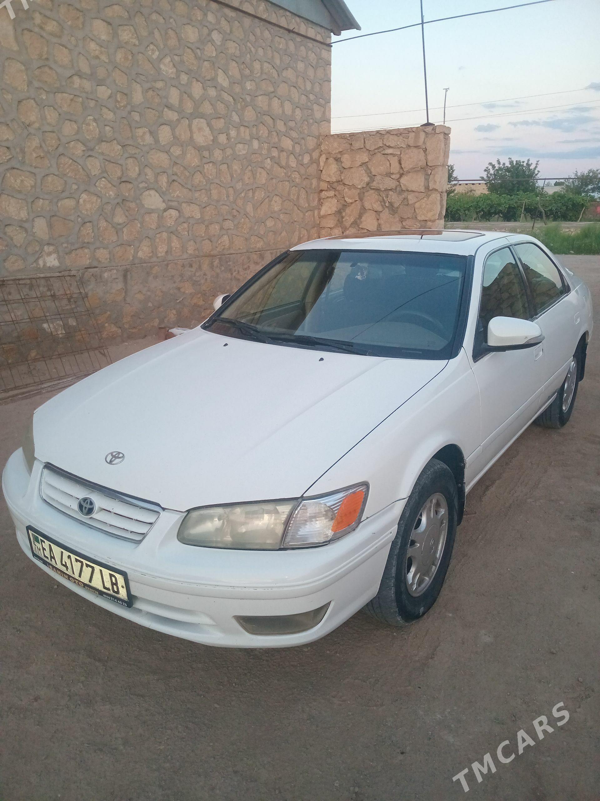 Toyota Camry 1998 - 146 000 TMT - Kerki - img 1