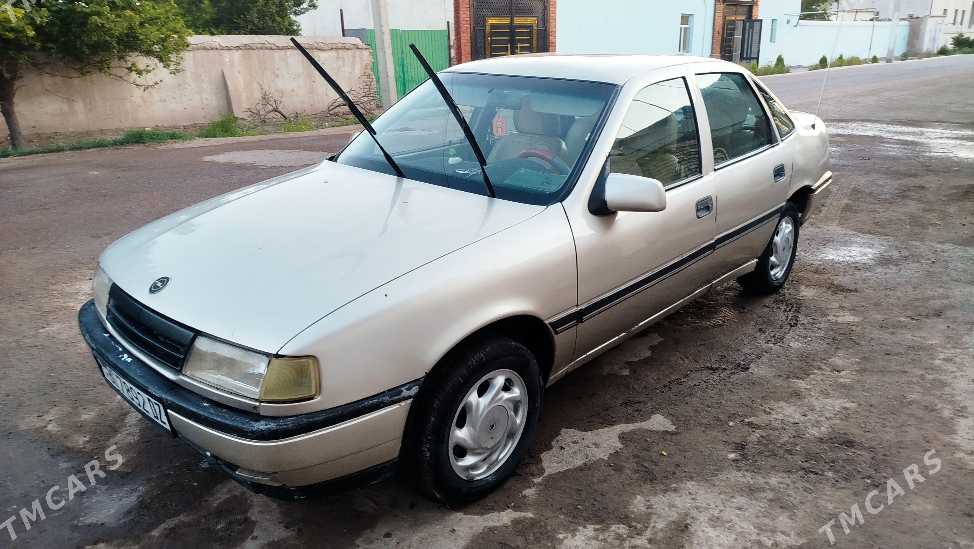 Opel Vectra 1990 - 38 000 TMT - Шабатский этрап - img 1