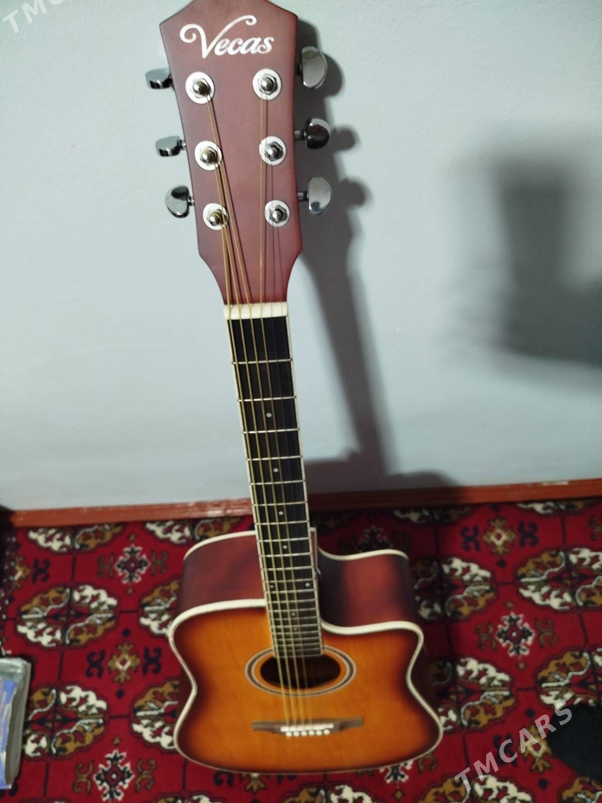 VECAS ULY RAZMER GITARA - Sakarçäge - img 1