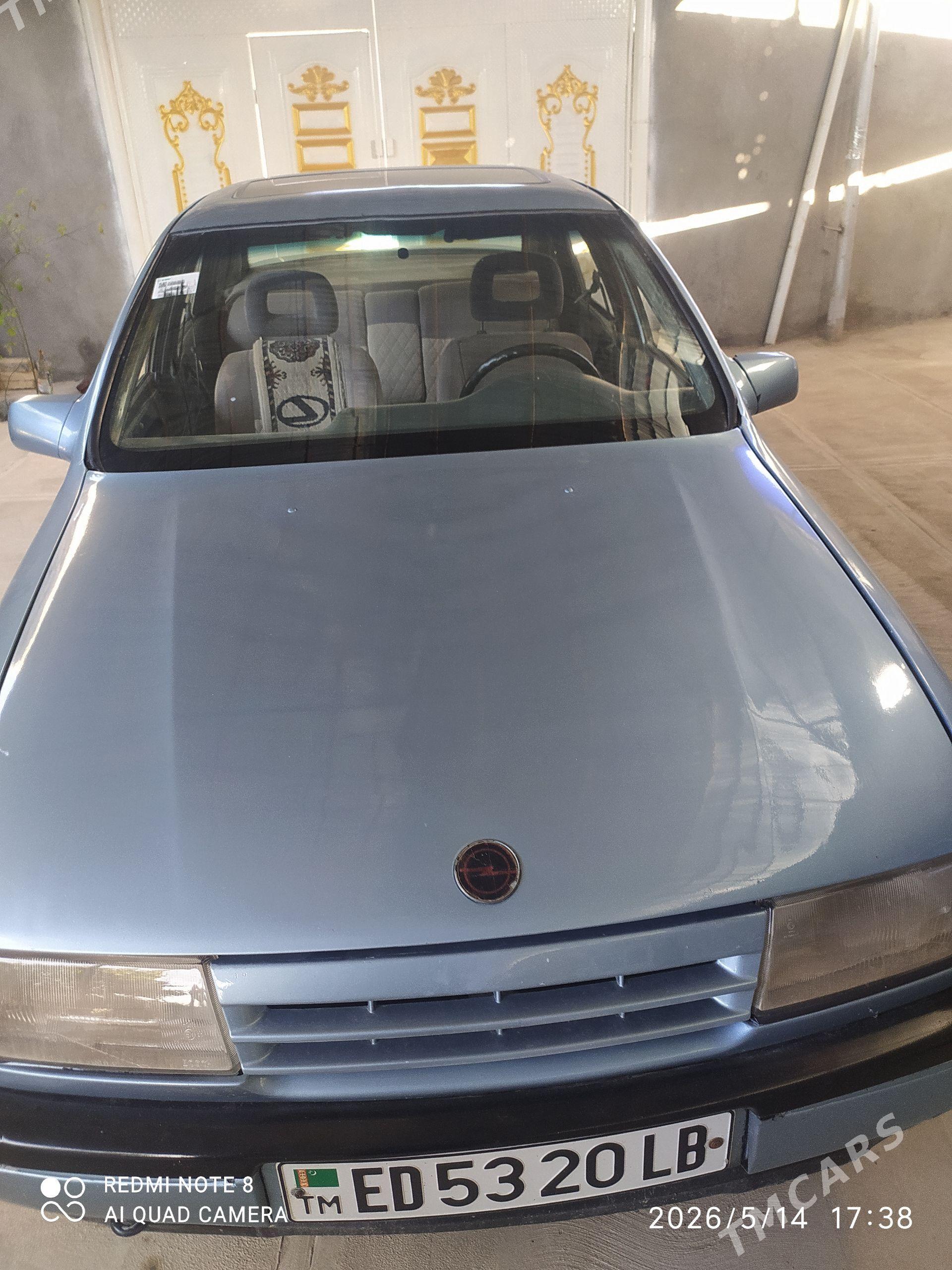 Opel Vectra 1990 - 33 000 TMT - Магданлы - img 1