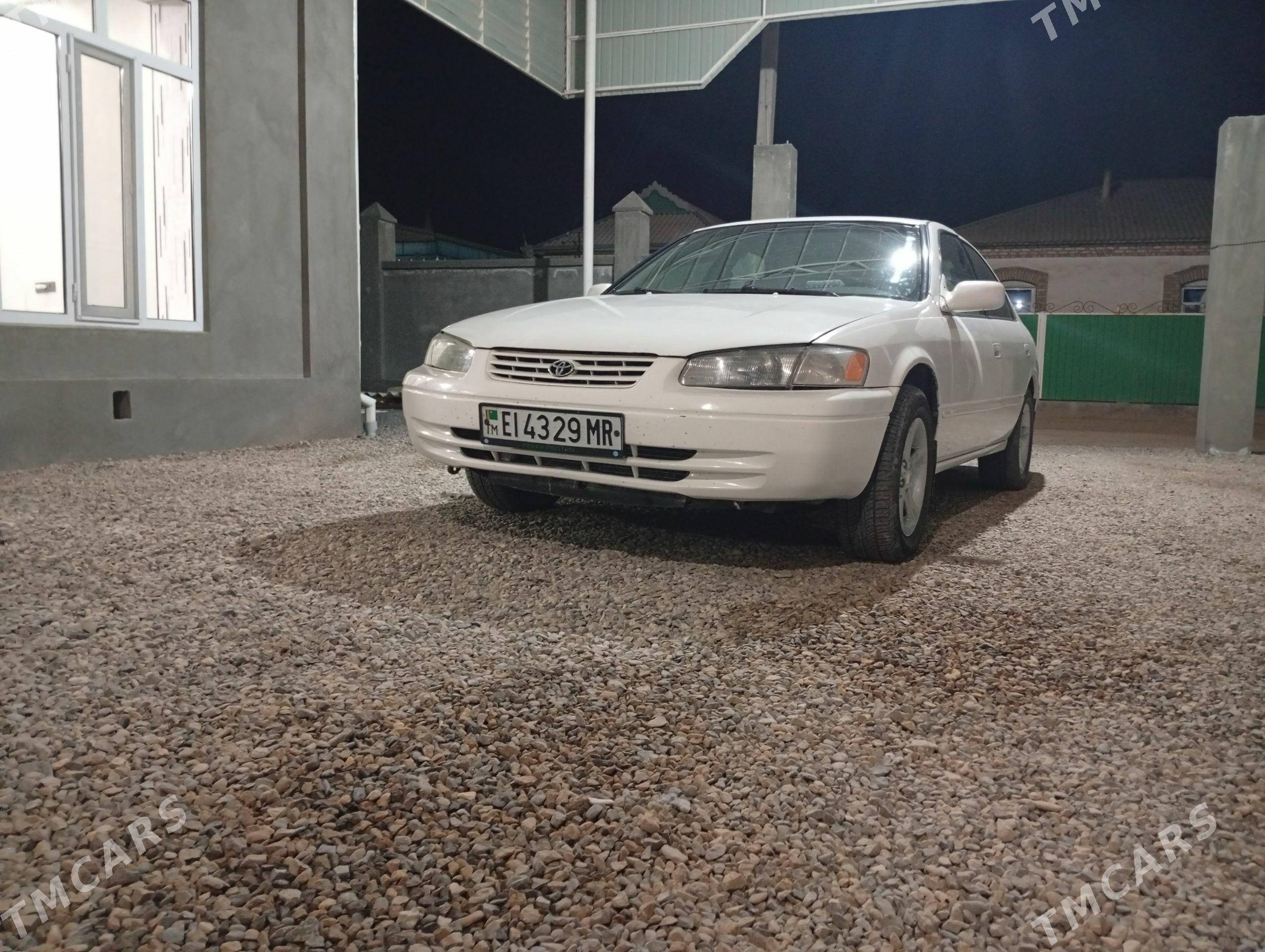 Toyota Camry 1998 - 130 000 TMT - Sakarçäge - img 1