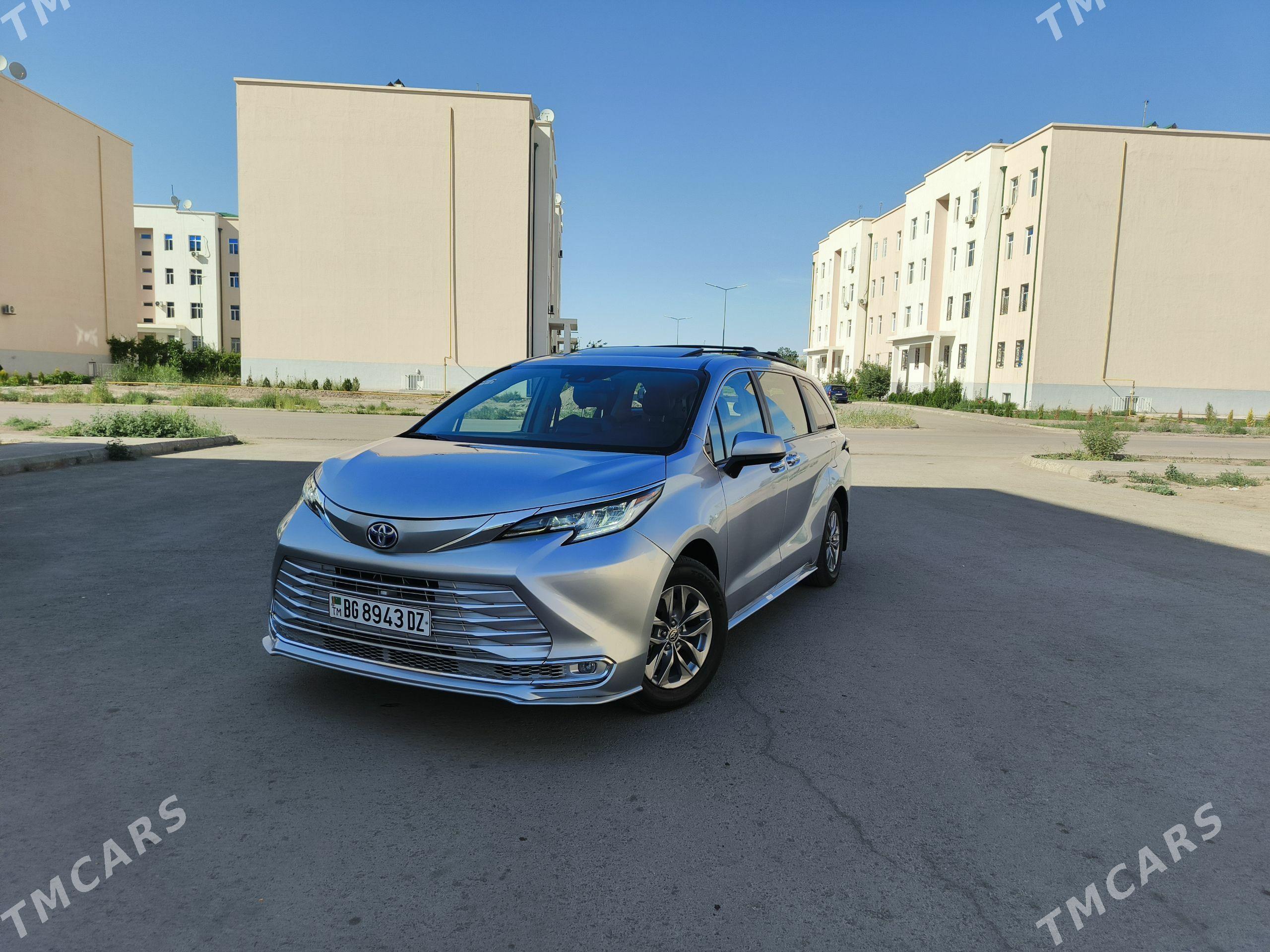 Toyota Sienna 2022 - 470 000 TMT - Дашогуз - img 1