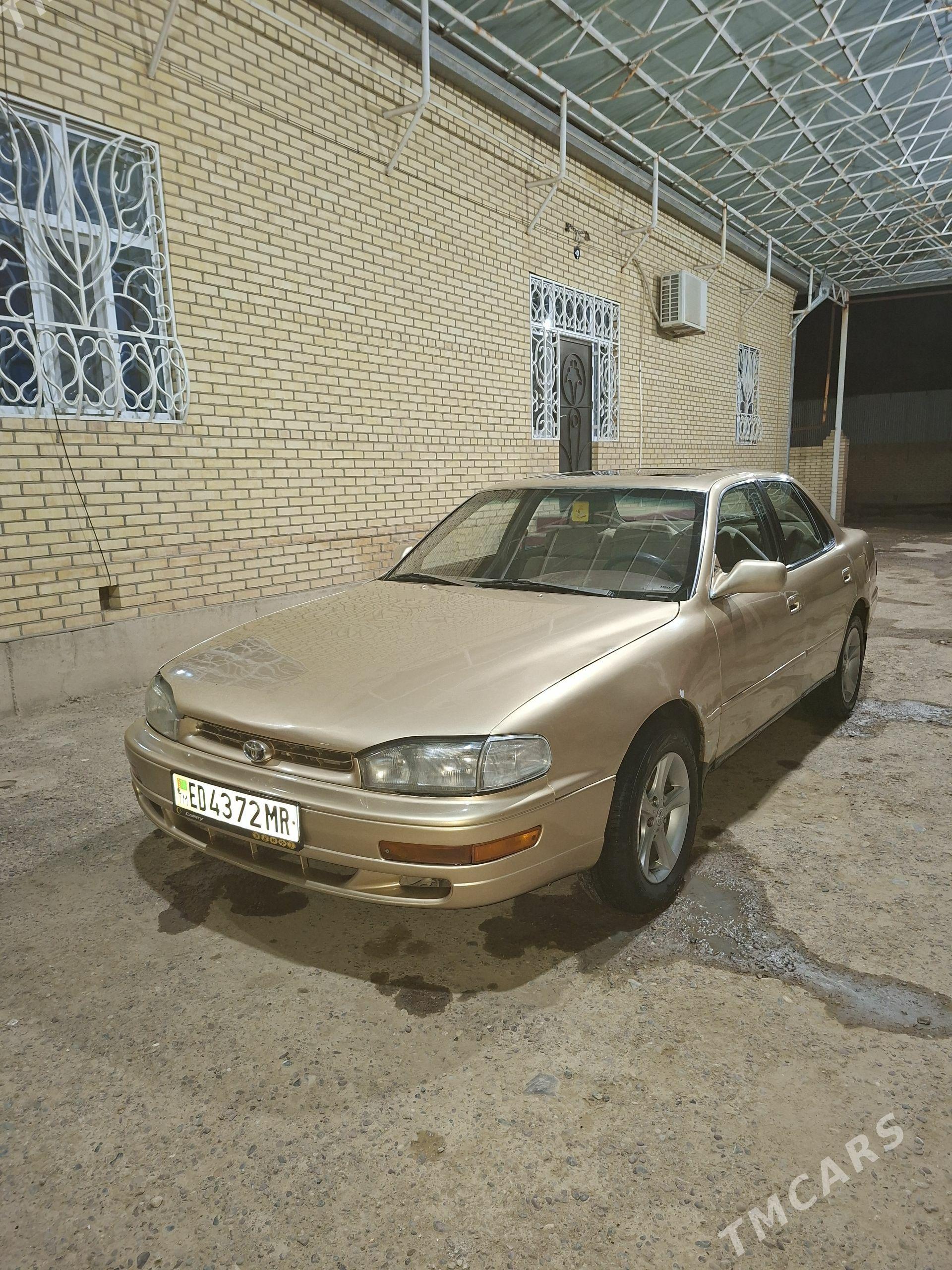 Toyota Camry 1993 - 95 000 TMT - Сакарчага - img 1