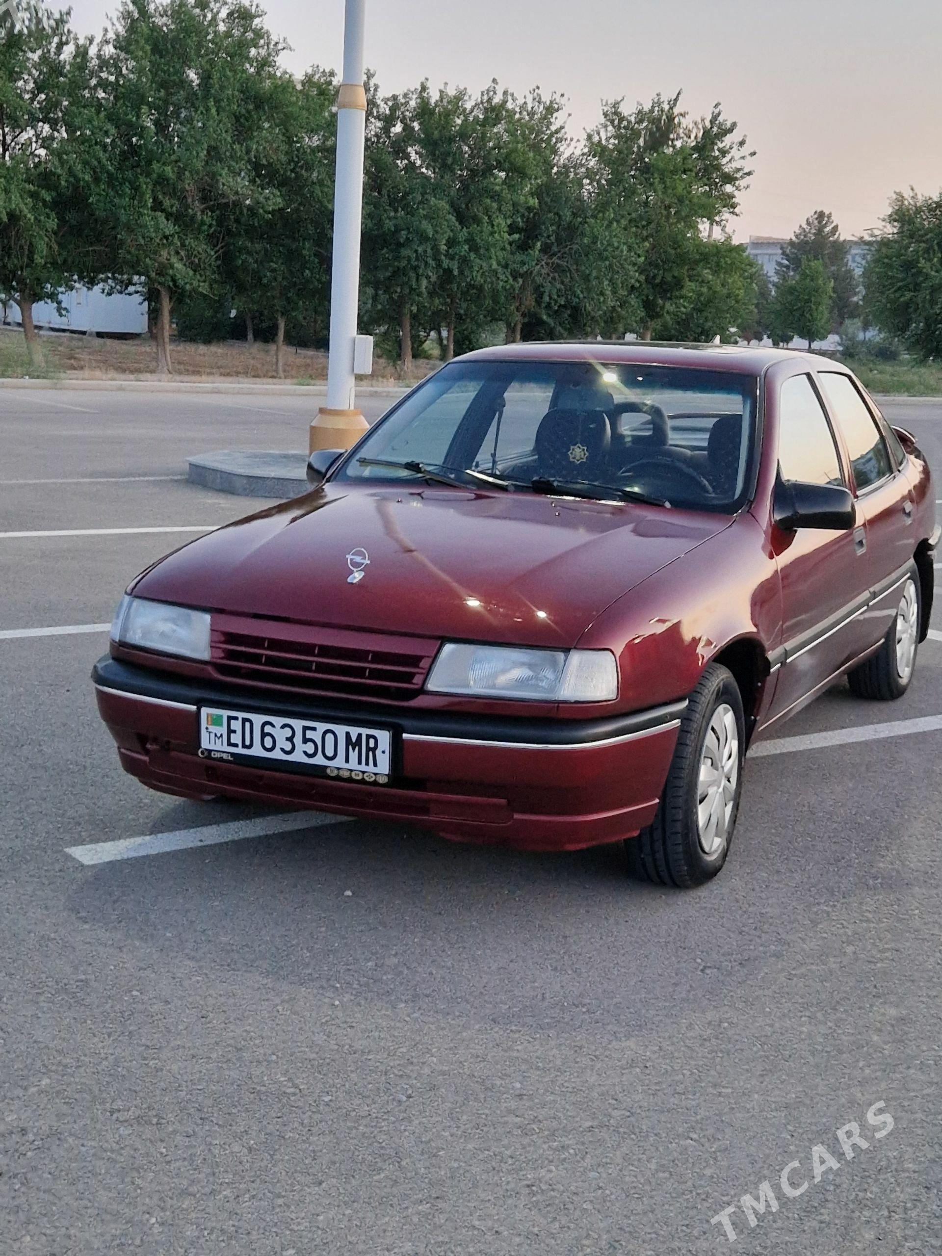 Opel Vectra 1992 - 43 000 TMT - Mary - img 1