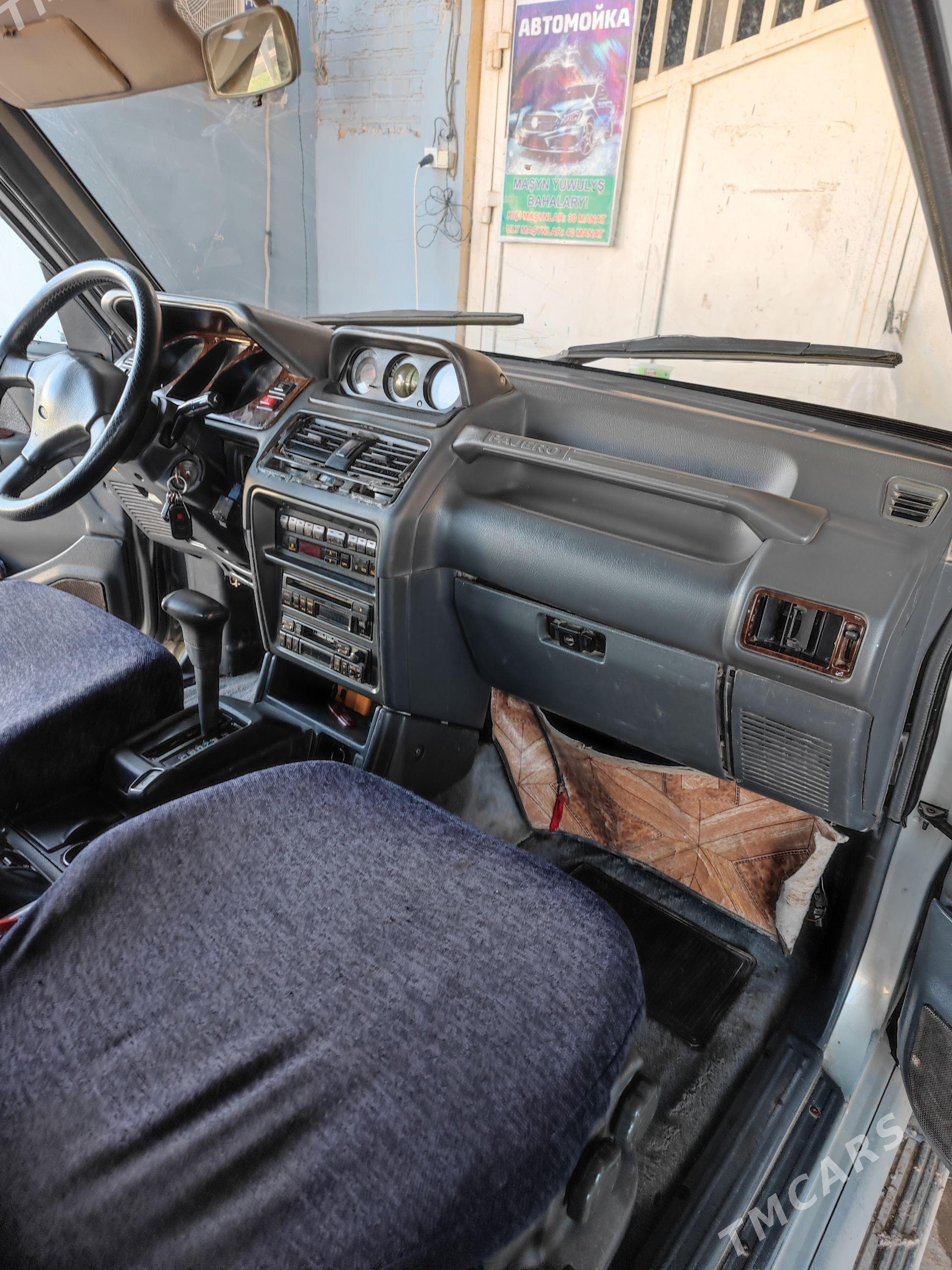 Mitsubishi Pajero 1994 - 70 000 TMT - Серахс - img 1