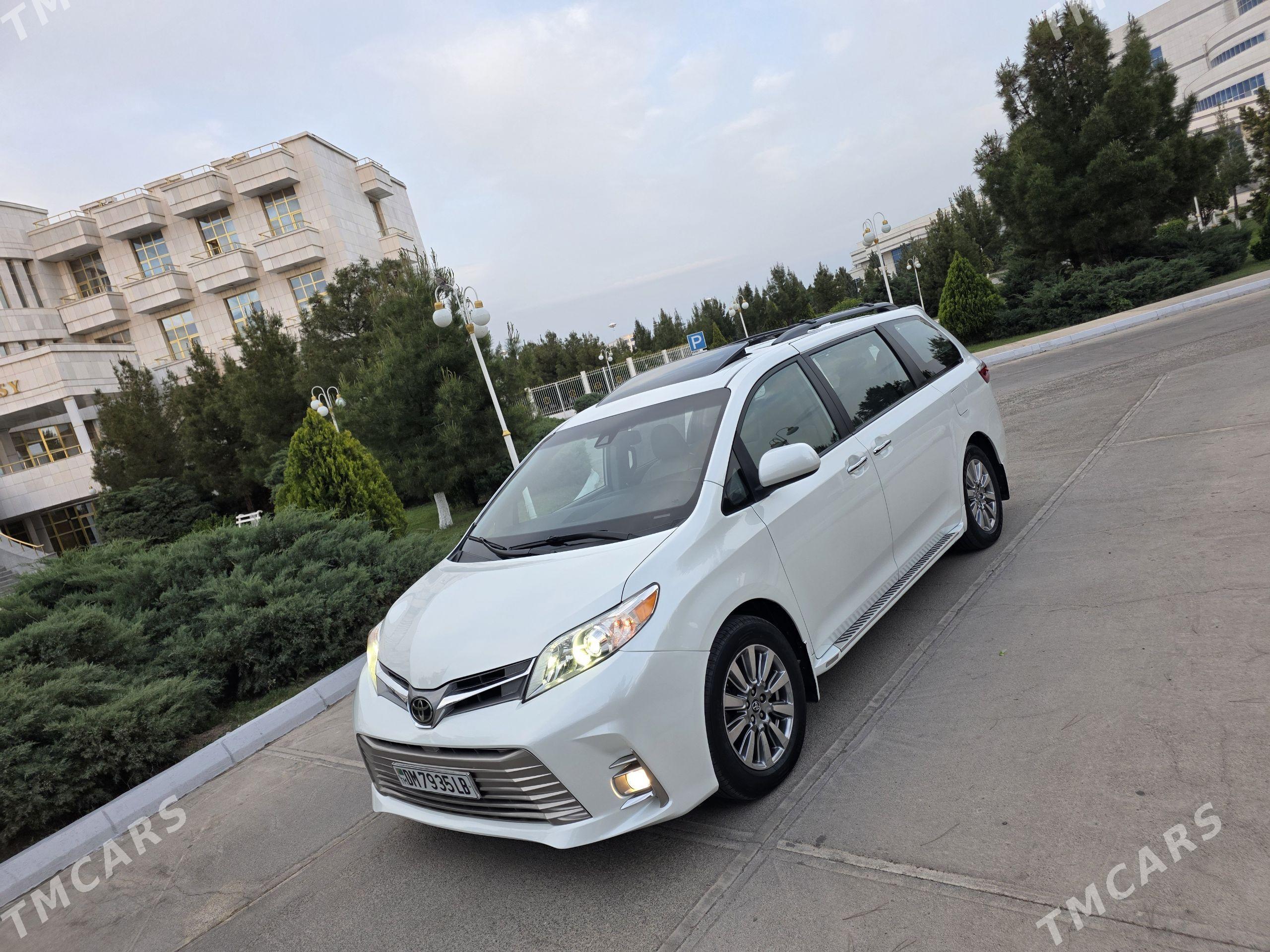 Toyota Sienna 2020 - 455 000 TMT - Туркменабат - img 1