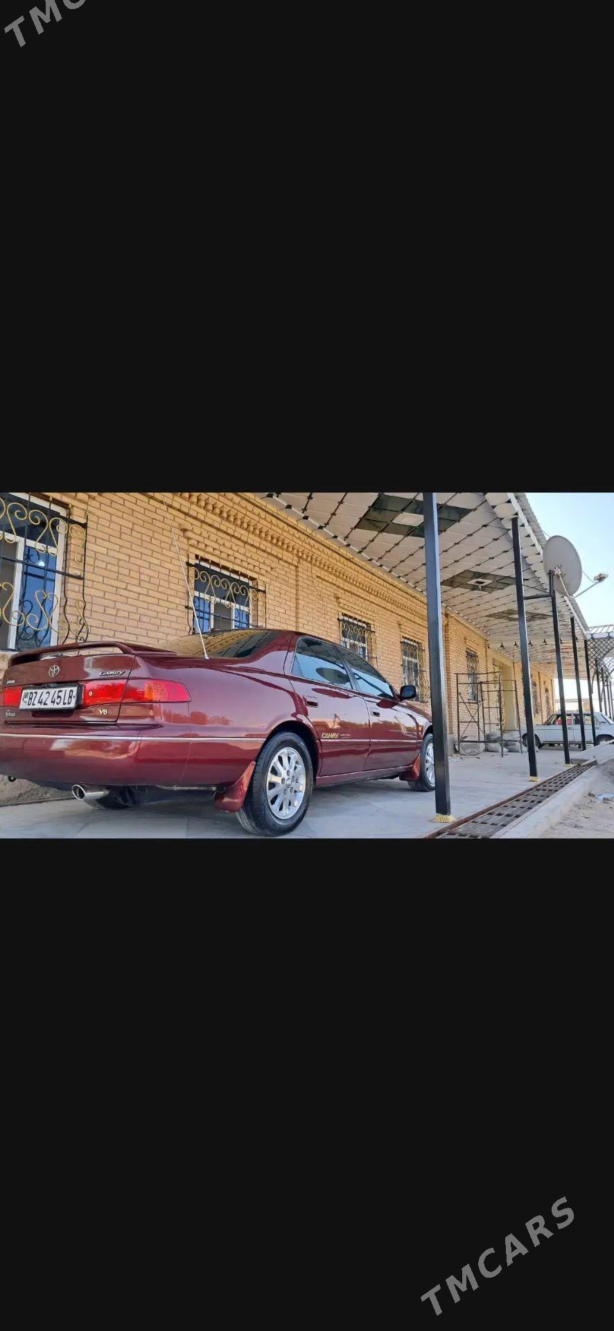 Toyota Camry 2000 - 185 000 TMT - Сакар - img 1