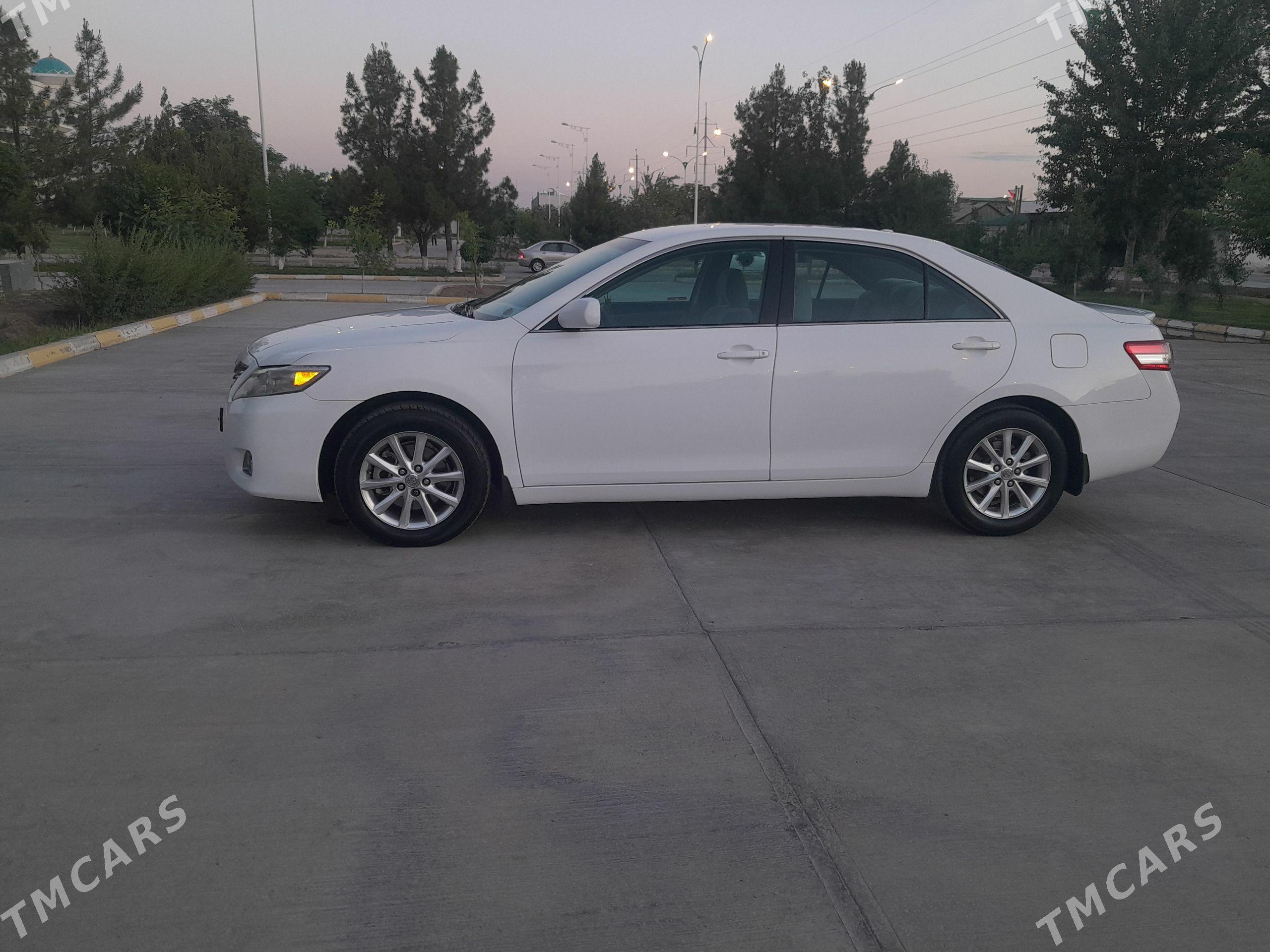 Toyota Camry 2010 - 235 000 TMT - Туркменабат - img 1