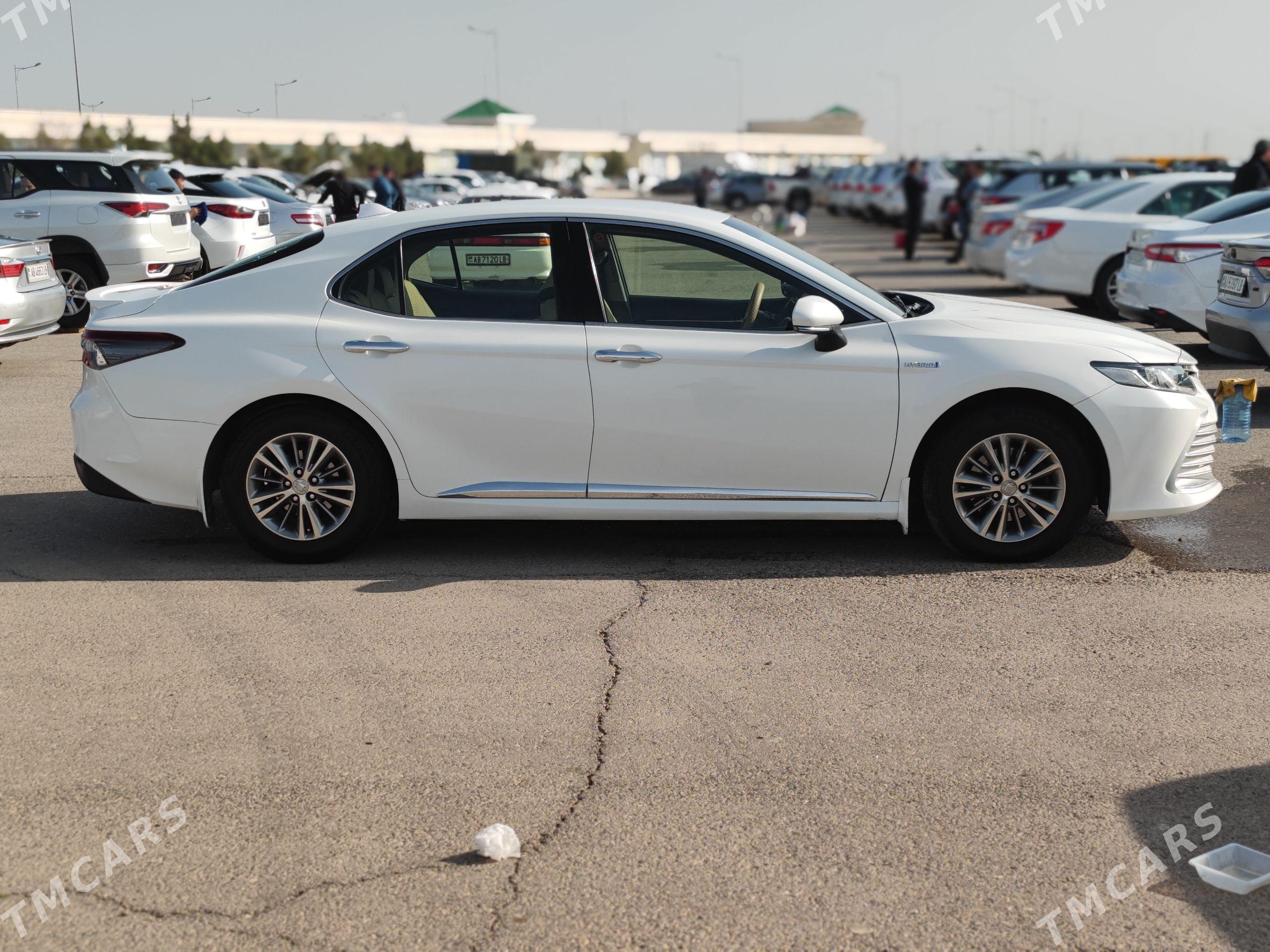 Toyota Camry 2022 - 253 000 TMT - Туркменабат - img 1