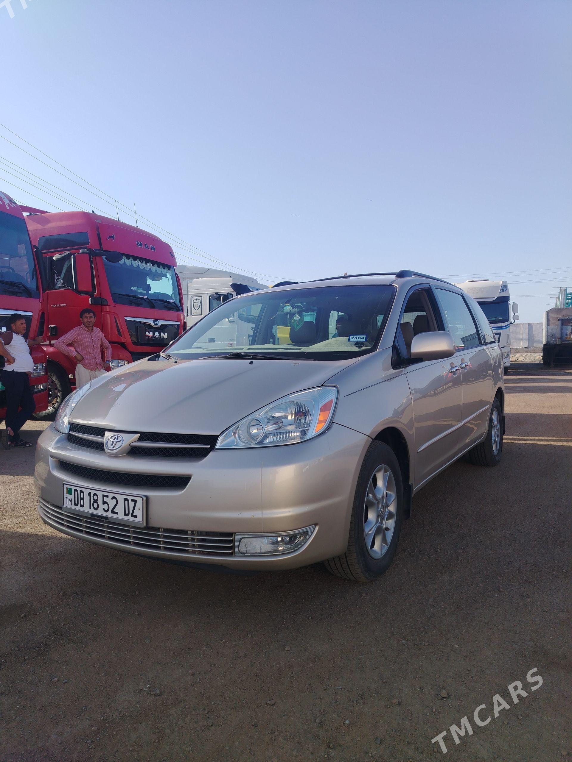 Toyota Sienna 2004 - 280 000 TMT - Daşoguz - img 1