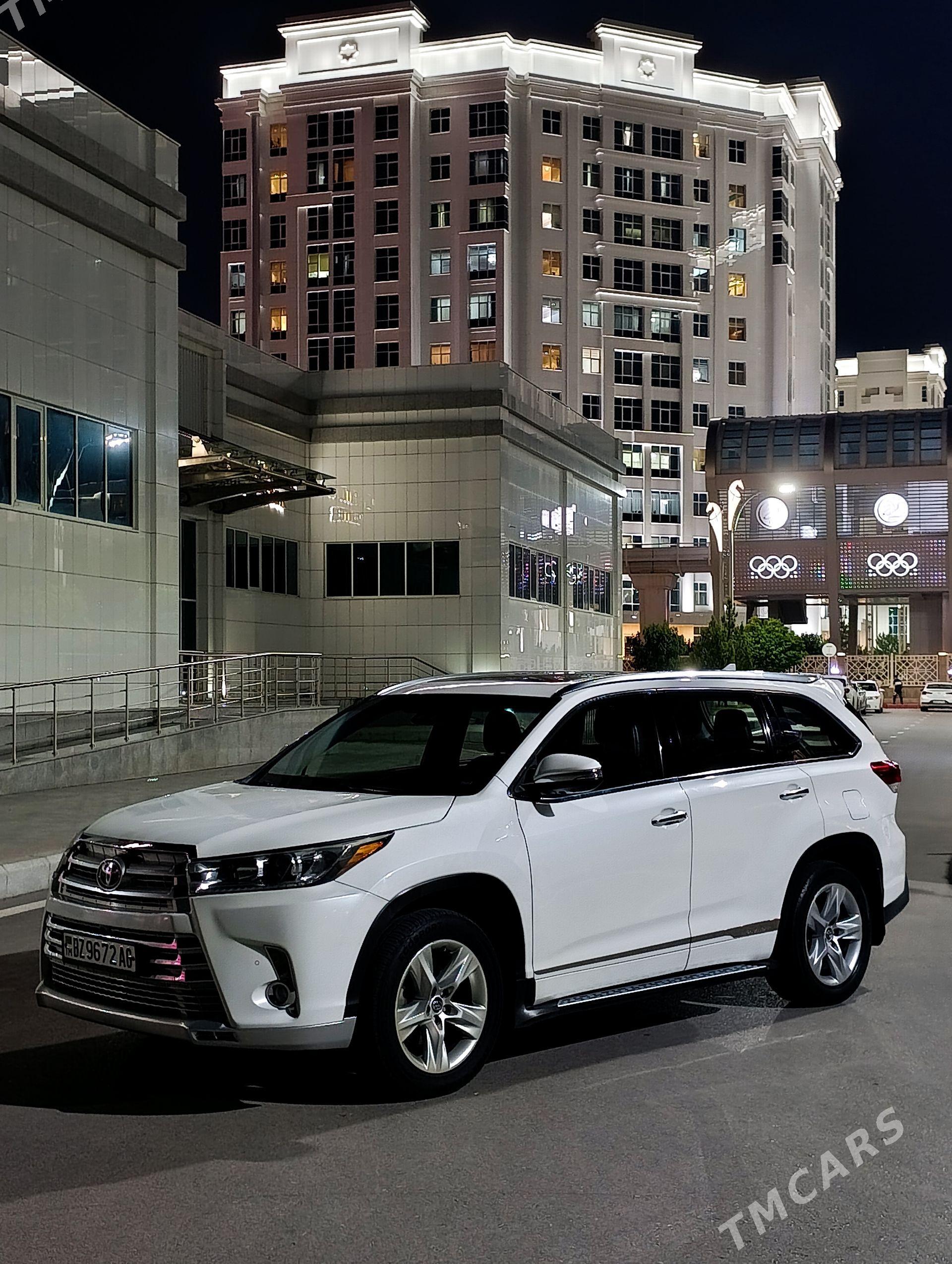 Toyota Highlander 2017 - 495 000 TMT - Atatürk köç. - img 1