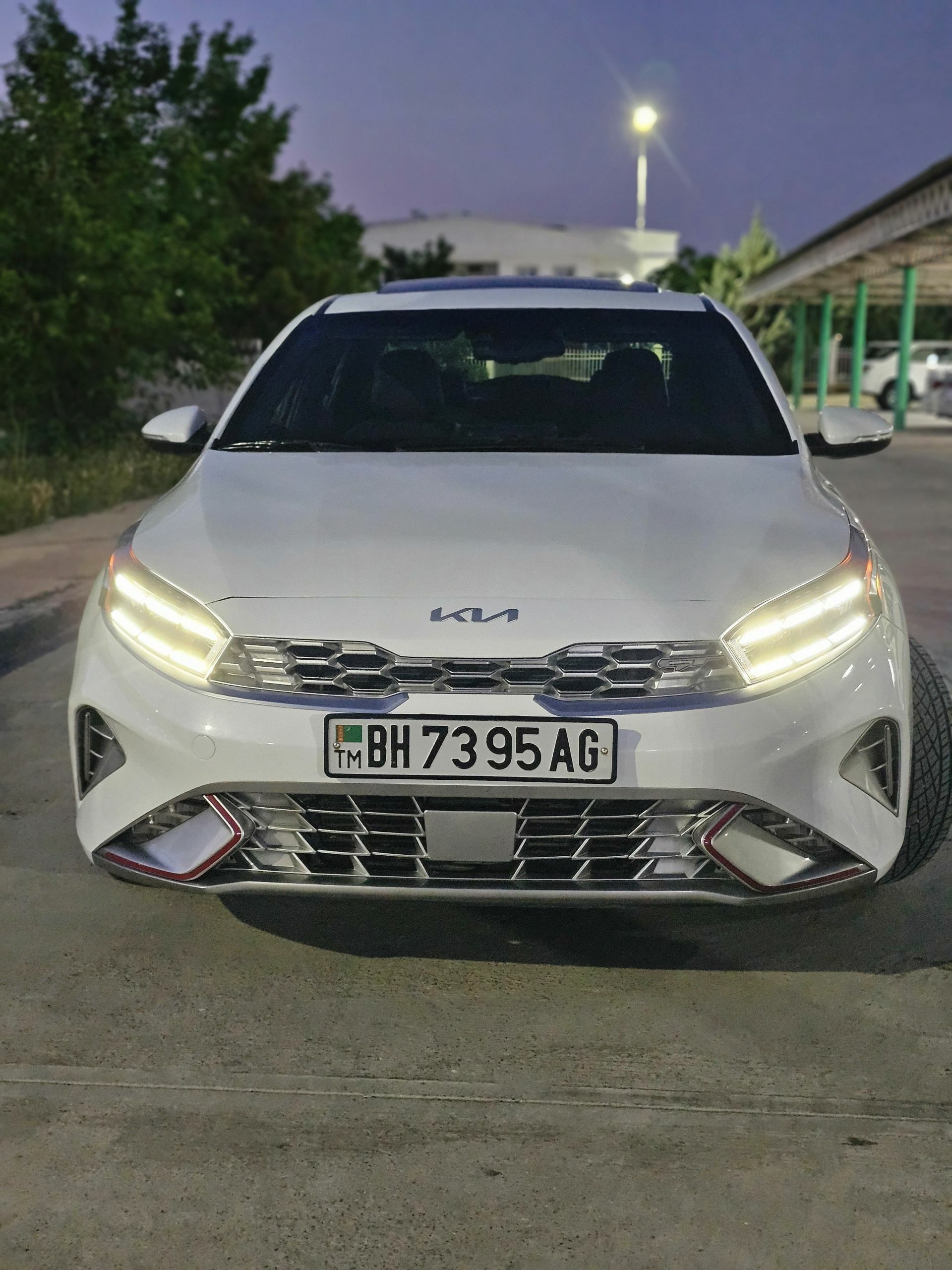 Kia Forte 2022 - 270 000 TMT - Köşi - img 1