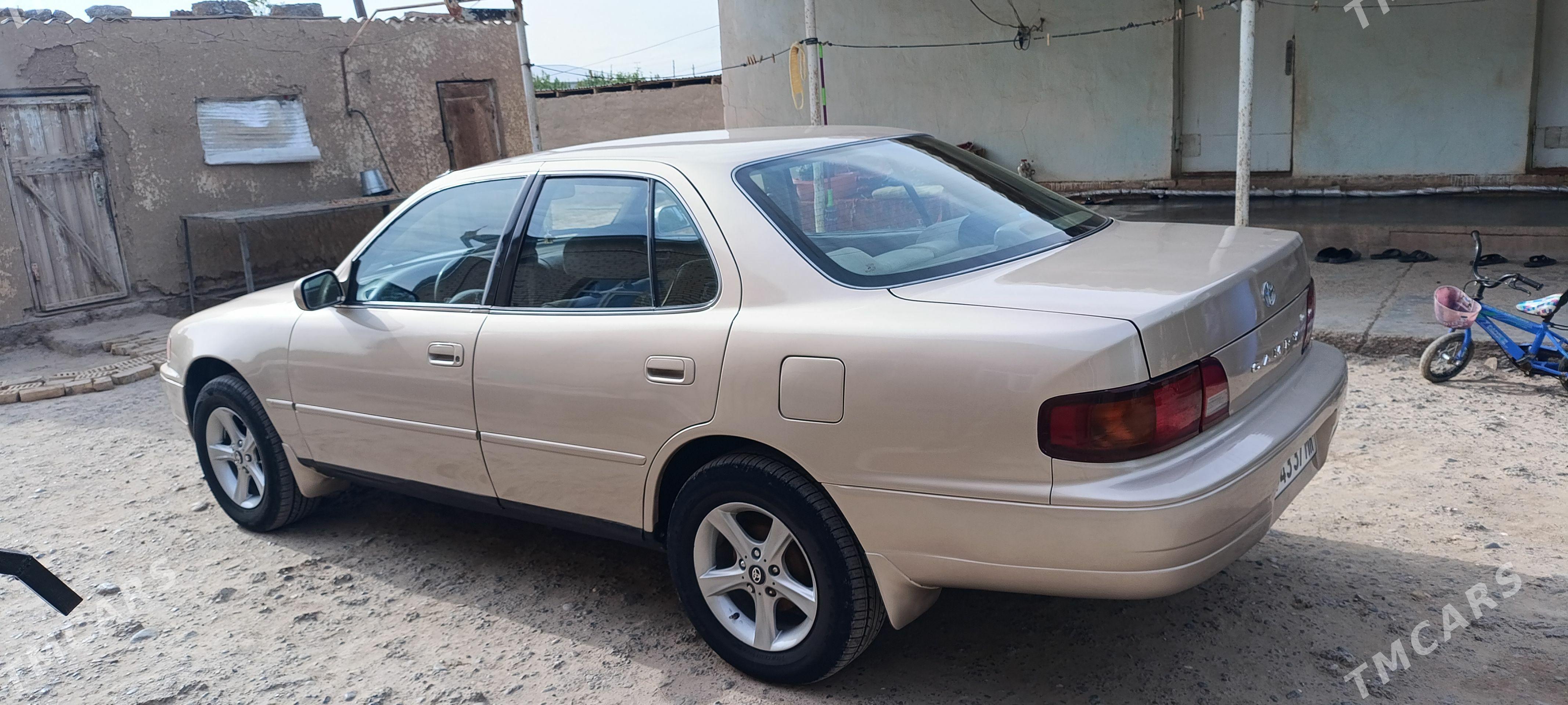 Toyota Camry 1995 - 115 000 TMT - Байрамали - img 1