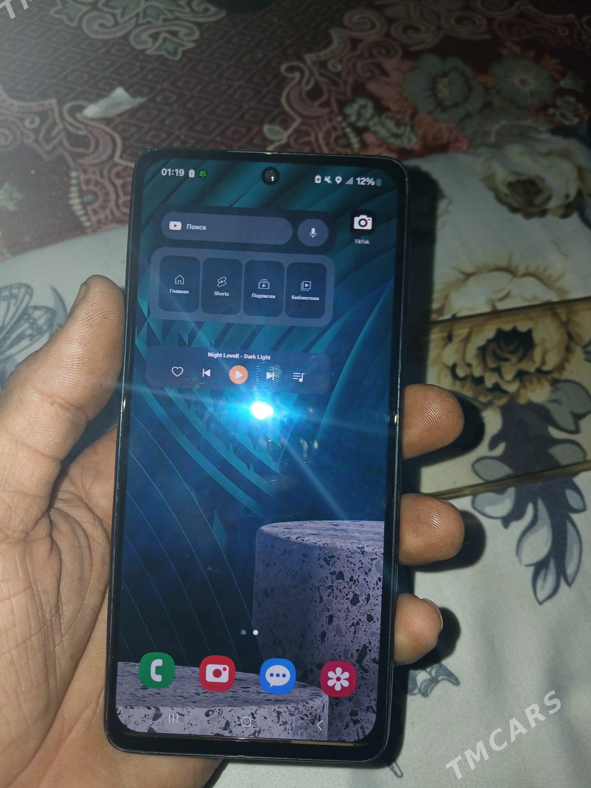 Samsung a 52 - Бахарден - img 1