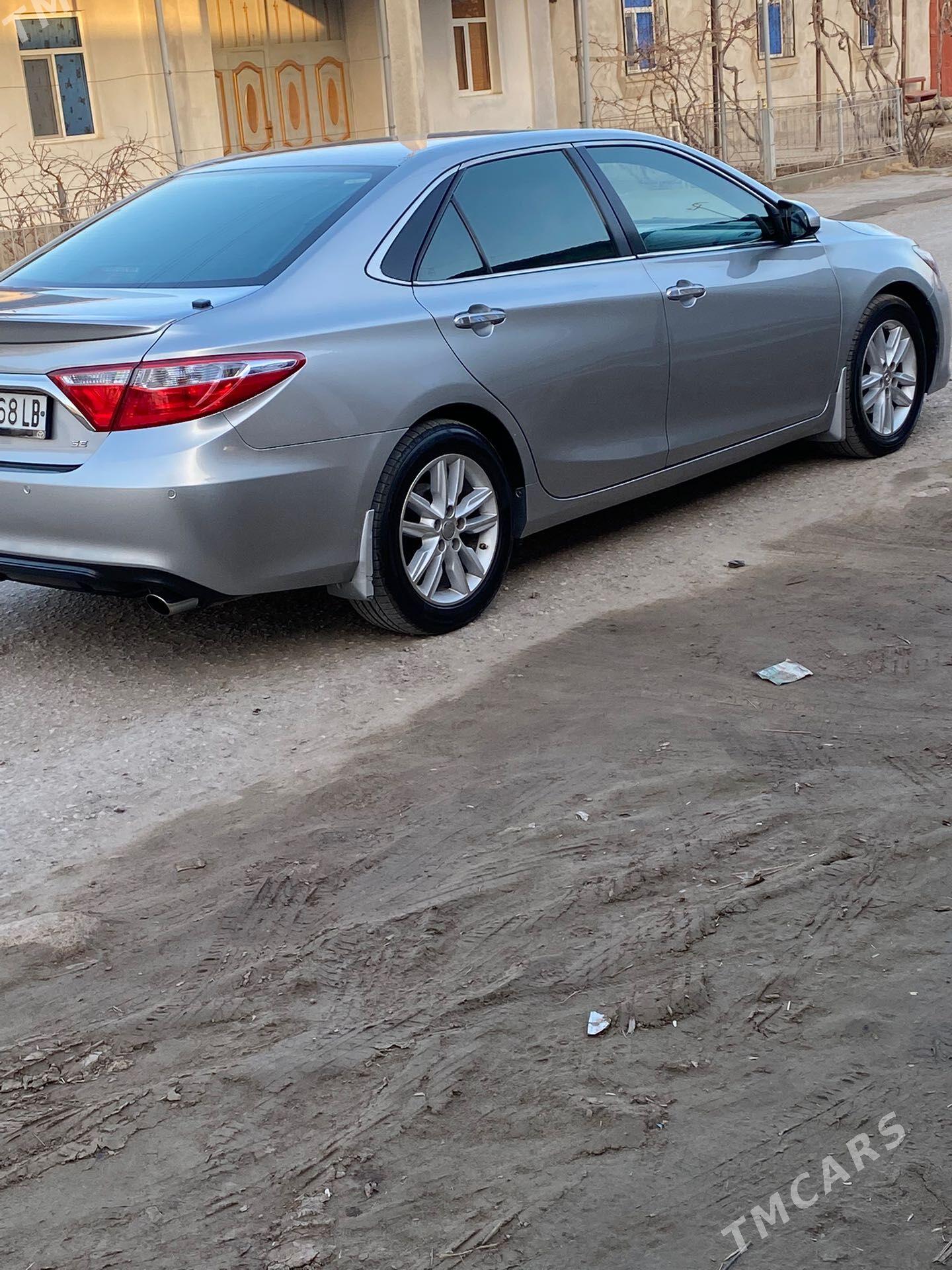 Toyota Camry 2015 - 290 000 TMT - Saýat - img 1