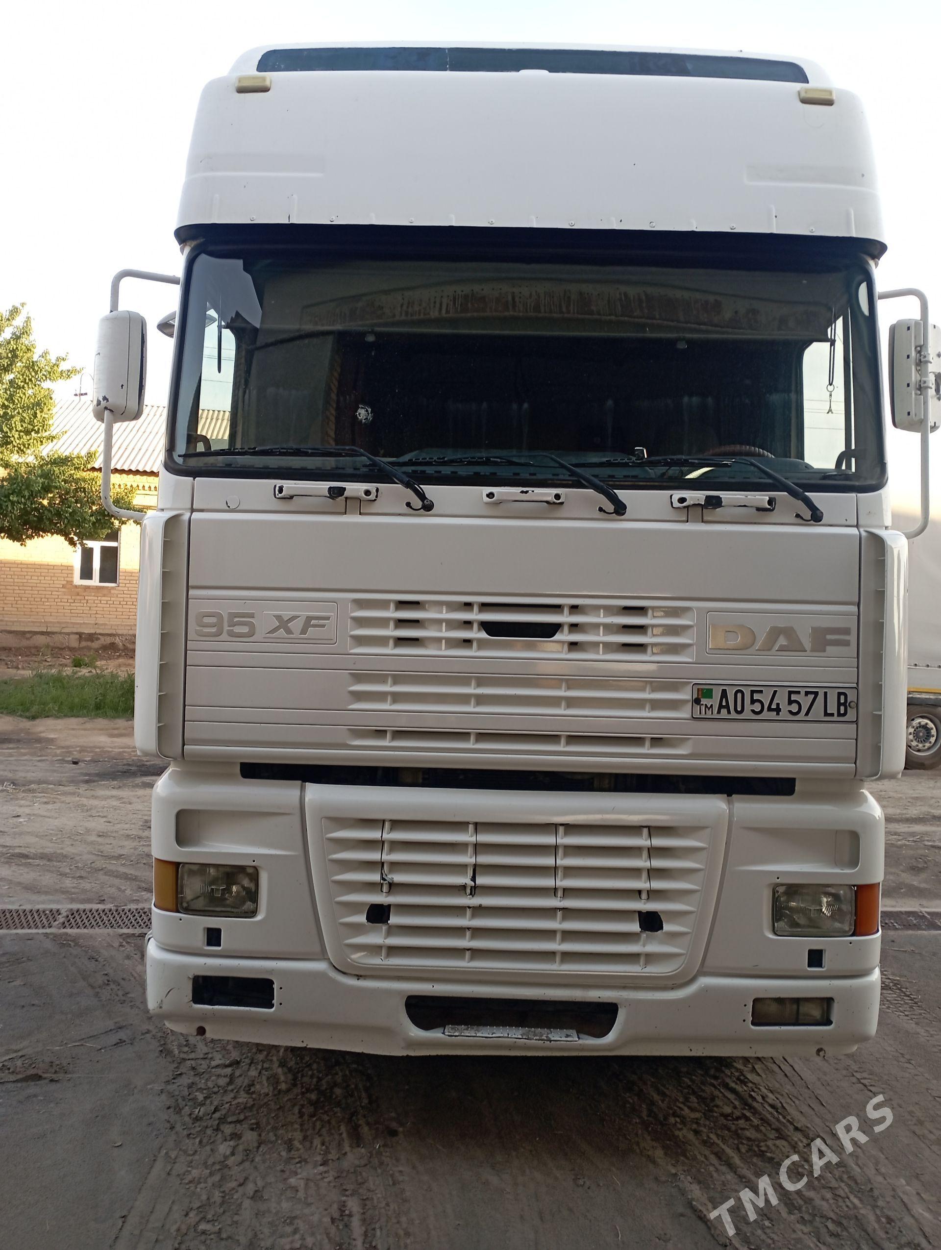 DAF FX 95 2002 - 460 000 TMT - Саят - img 1