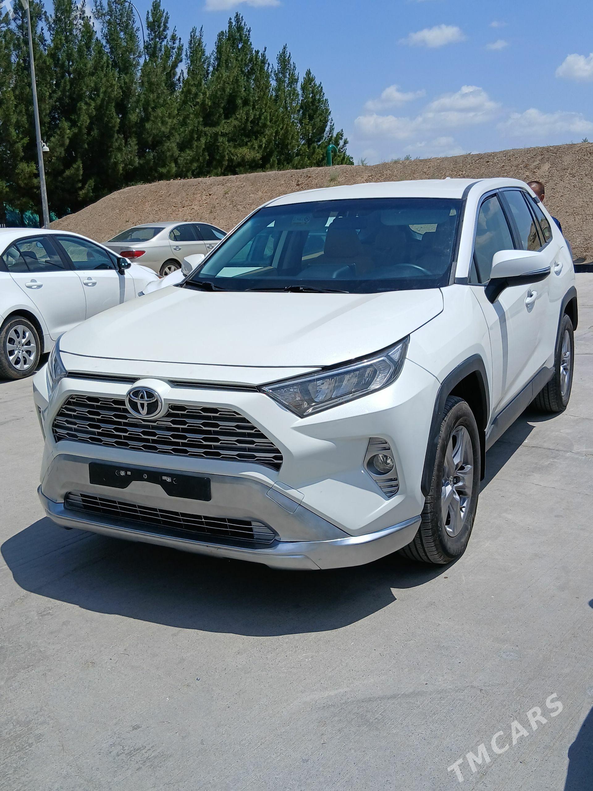 Toyota RAV4 2022 - 345 000 TMT - Теджен - img 1