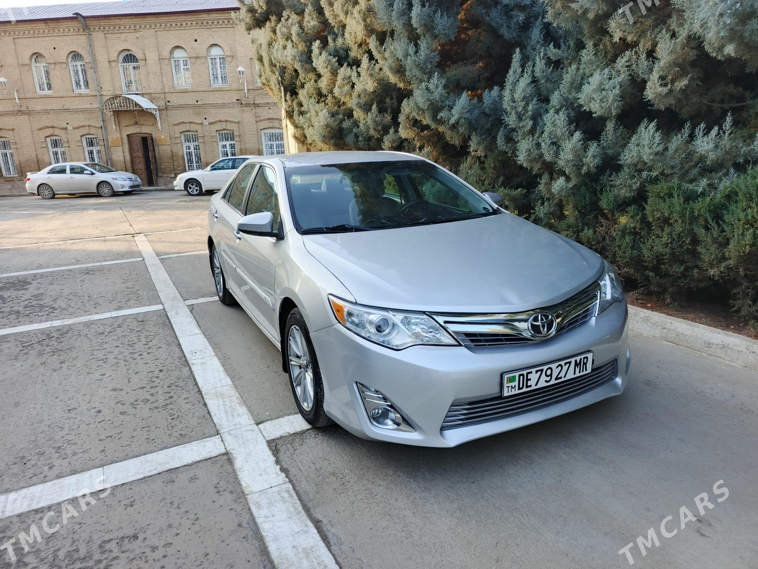 Toyota Camry 2012 - 232 000 TMT - Мары - img 1