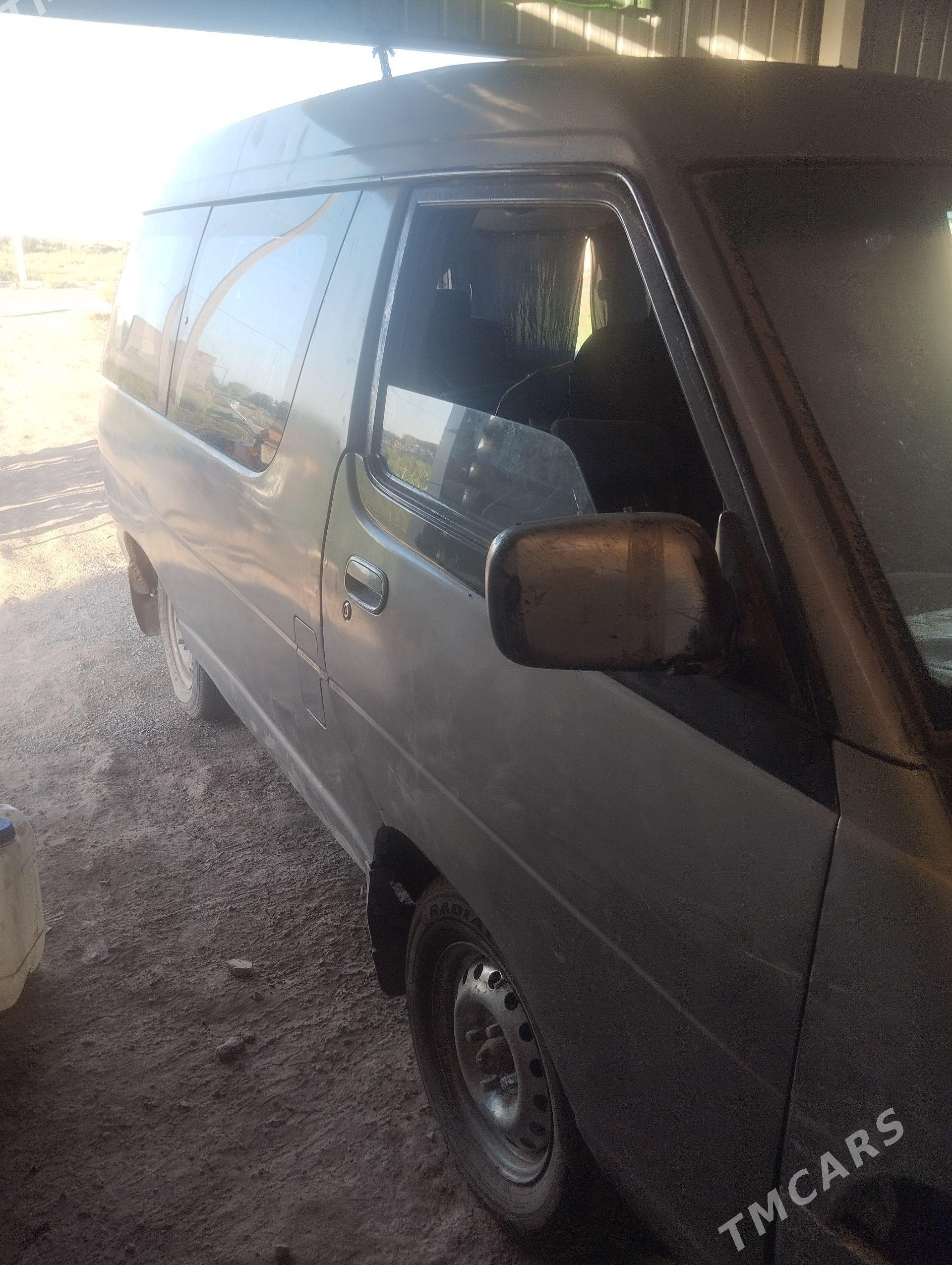 Toyota Town Ace 1993 - 32 000 TMT - Ruhubelent etraby - img 1