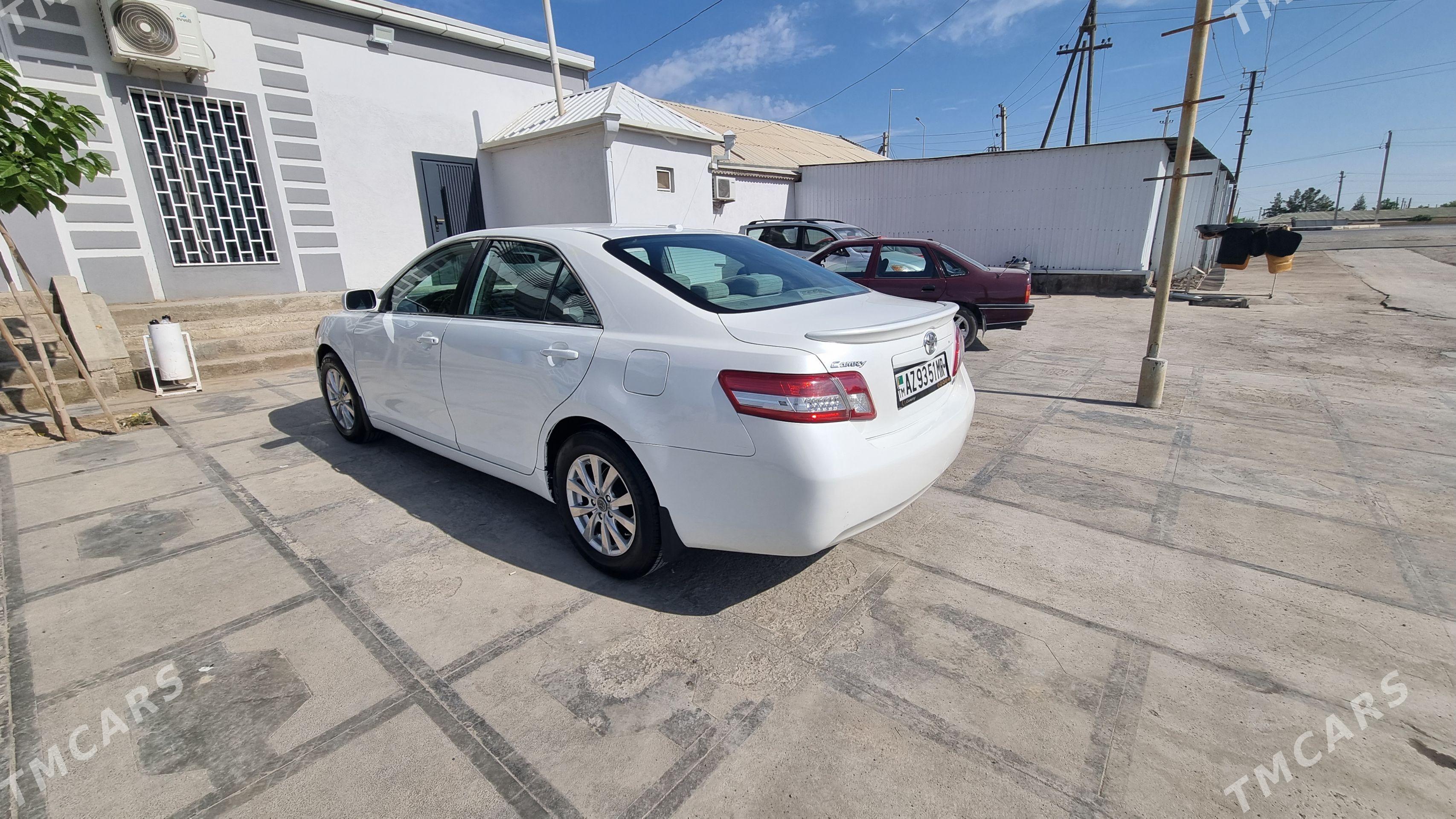 Toyota Camry 2010 - 195 000 TMT - Mary - img 1