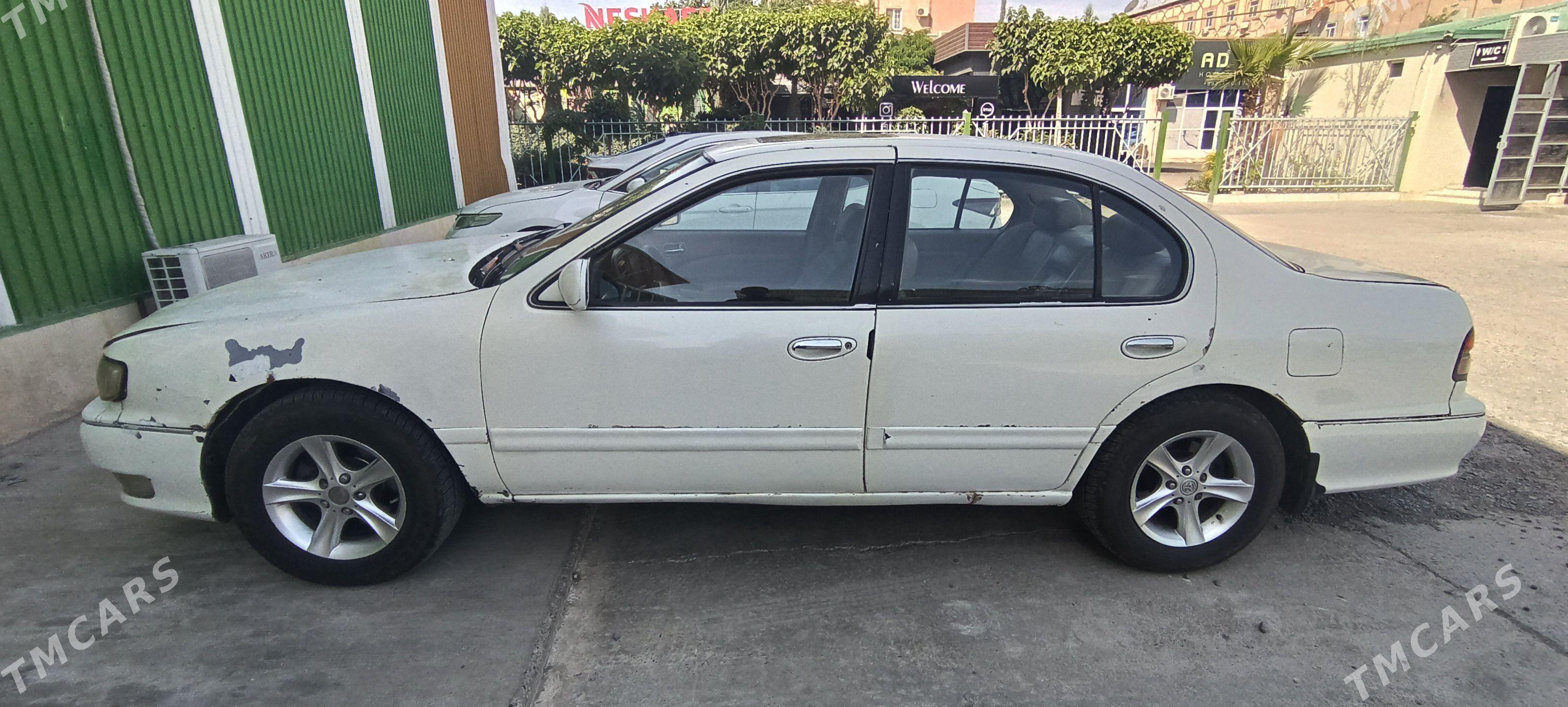 Infiniti I30 1995 - 65 000 TMT - Mary - img 1