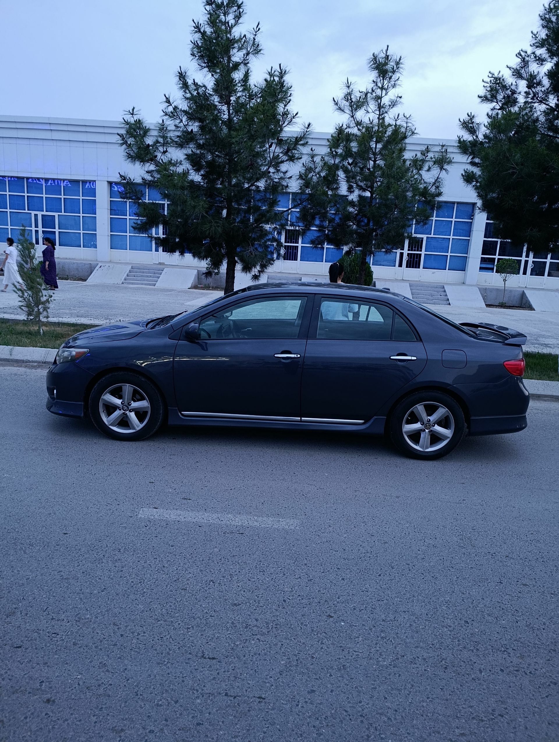 Toyota Corolla 2010 - 170 000 TMT - Туркменабат - img 1