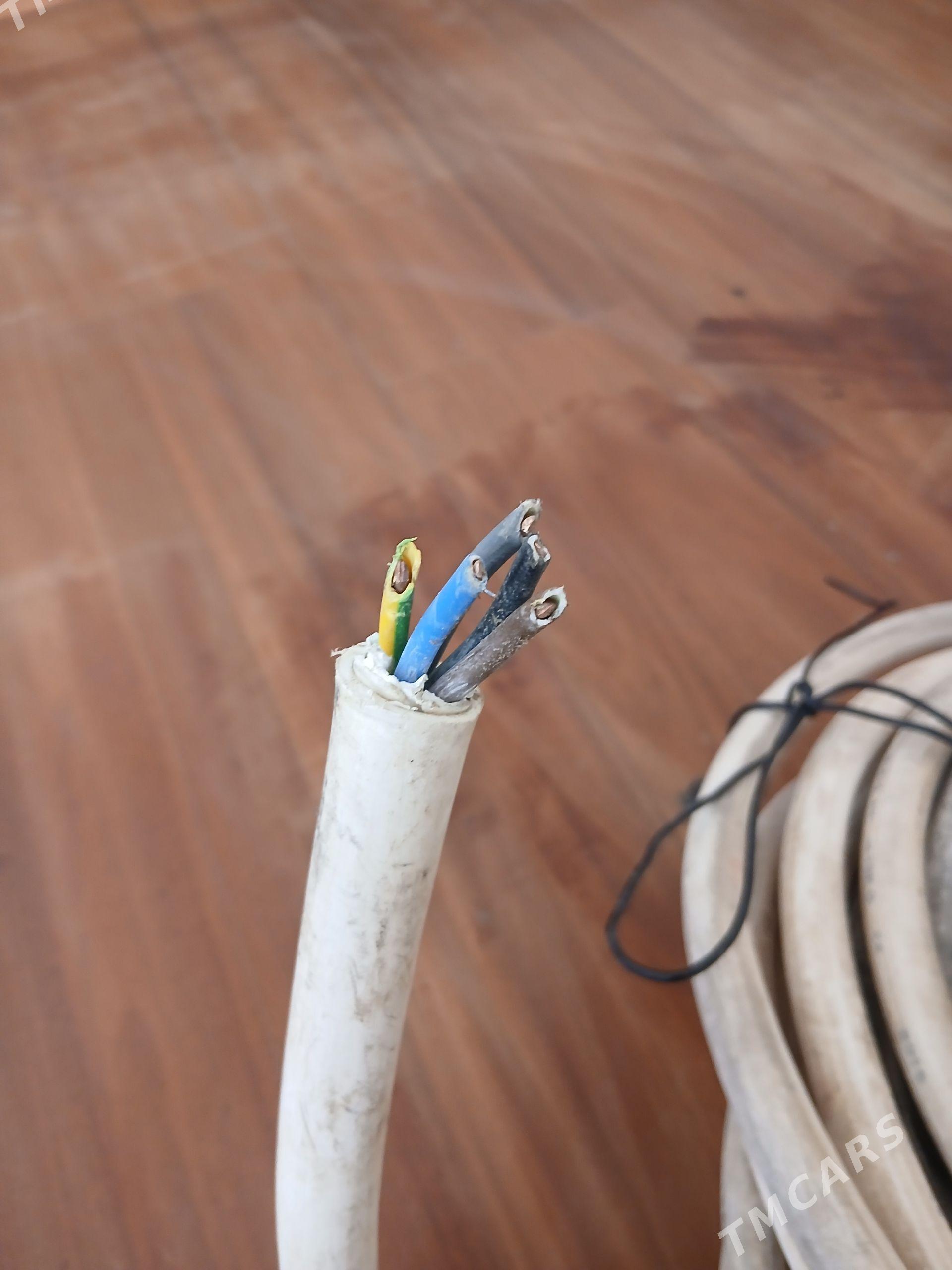 Mis kabel - Кёнеургенч - img 1