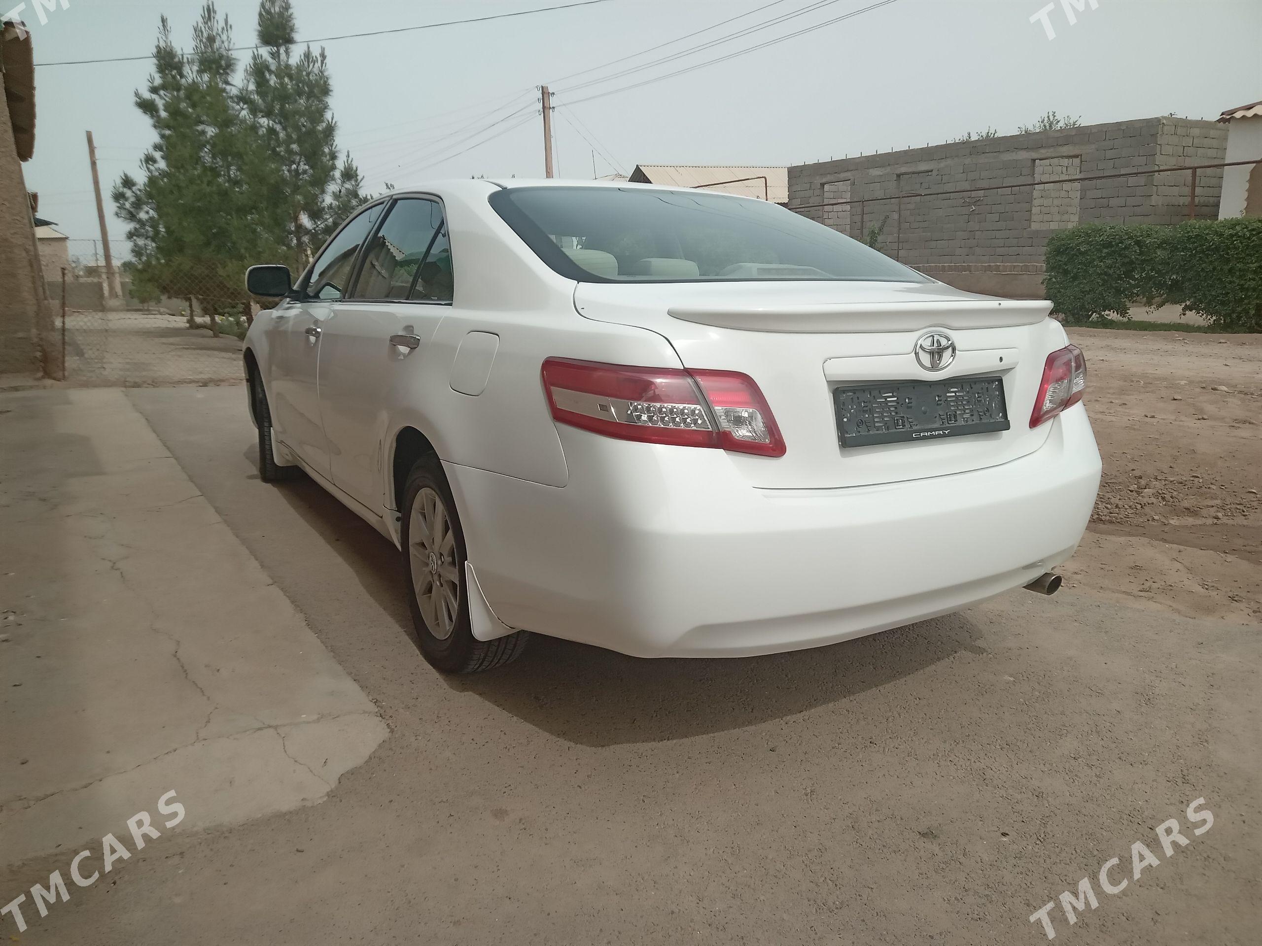 Toyota Camry 2008 - 155 000 TMT - Теджен - img 1