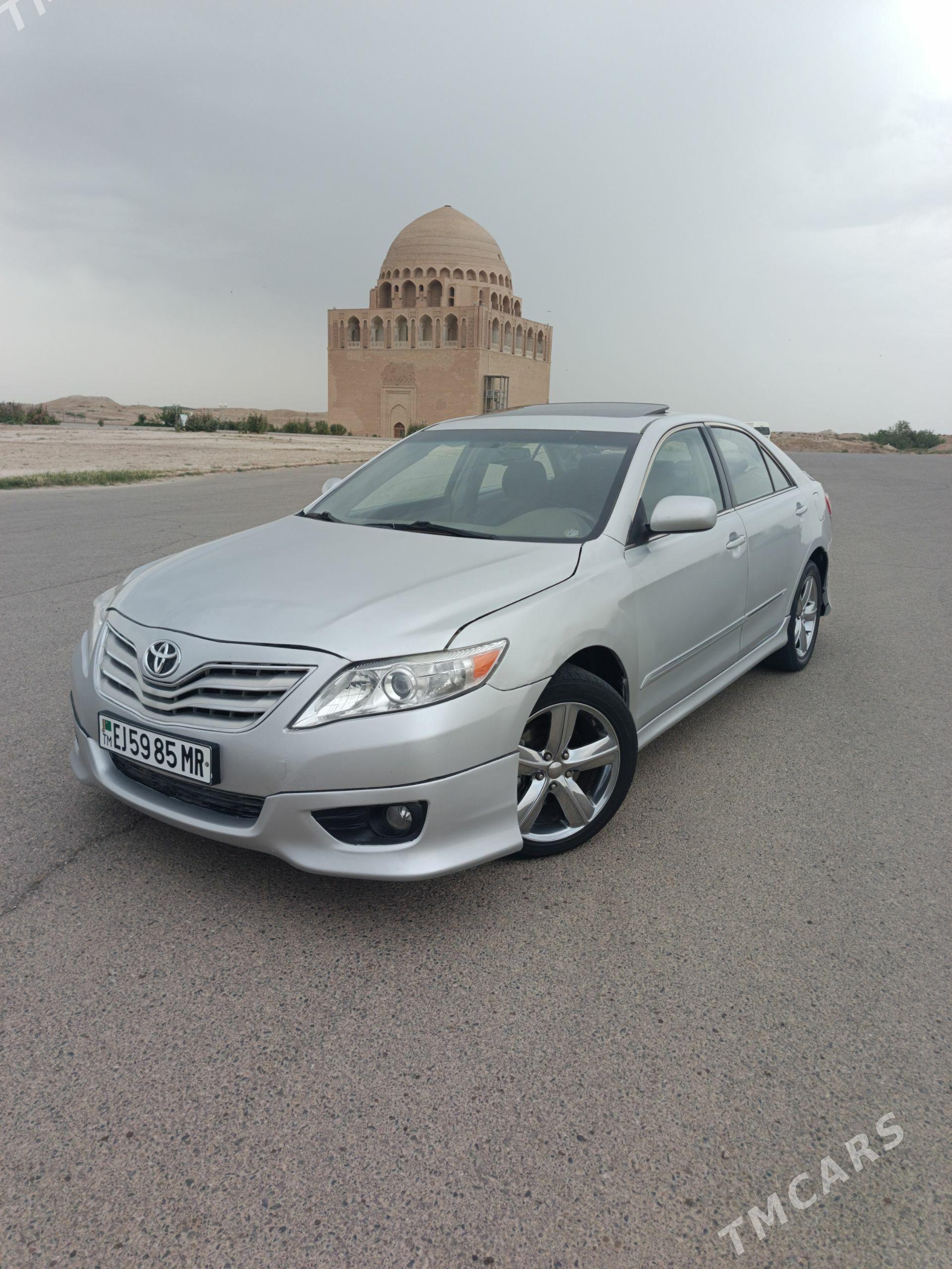 Toyota Camry 2011 - 159 000 TMT - Байрамали - img 1