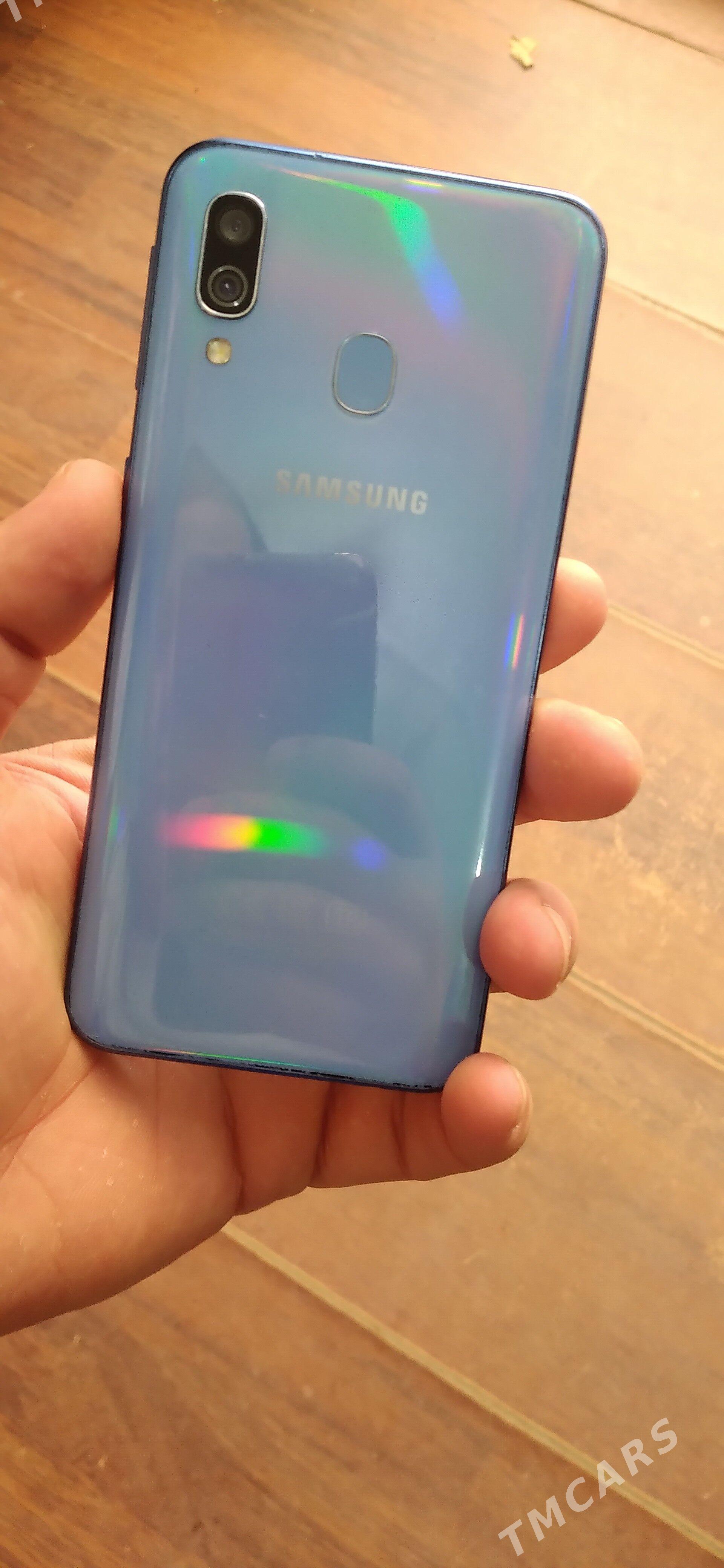 Samsung A40 - Мары - img 1