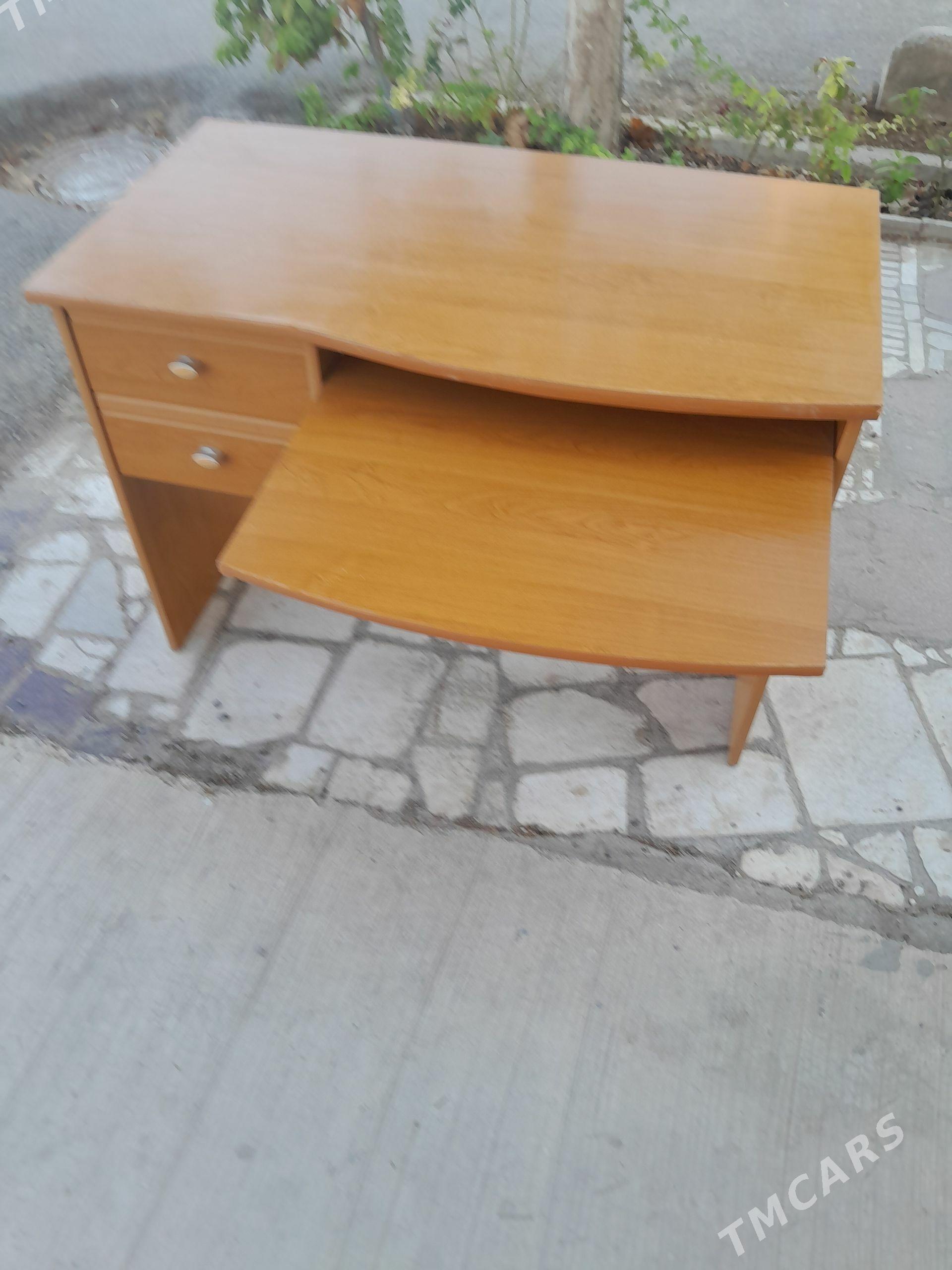 Iş stoly - 30 mkr - img 1