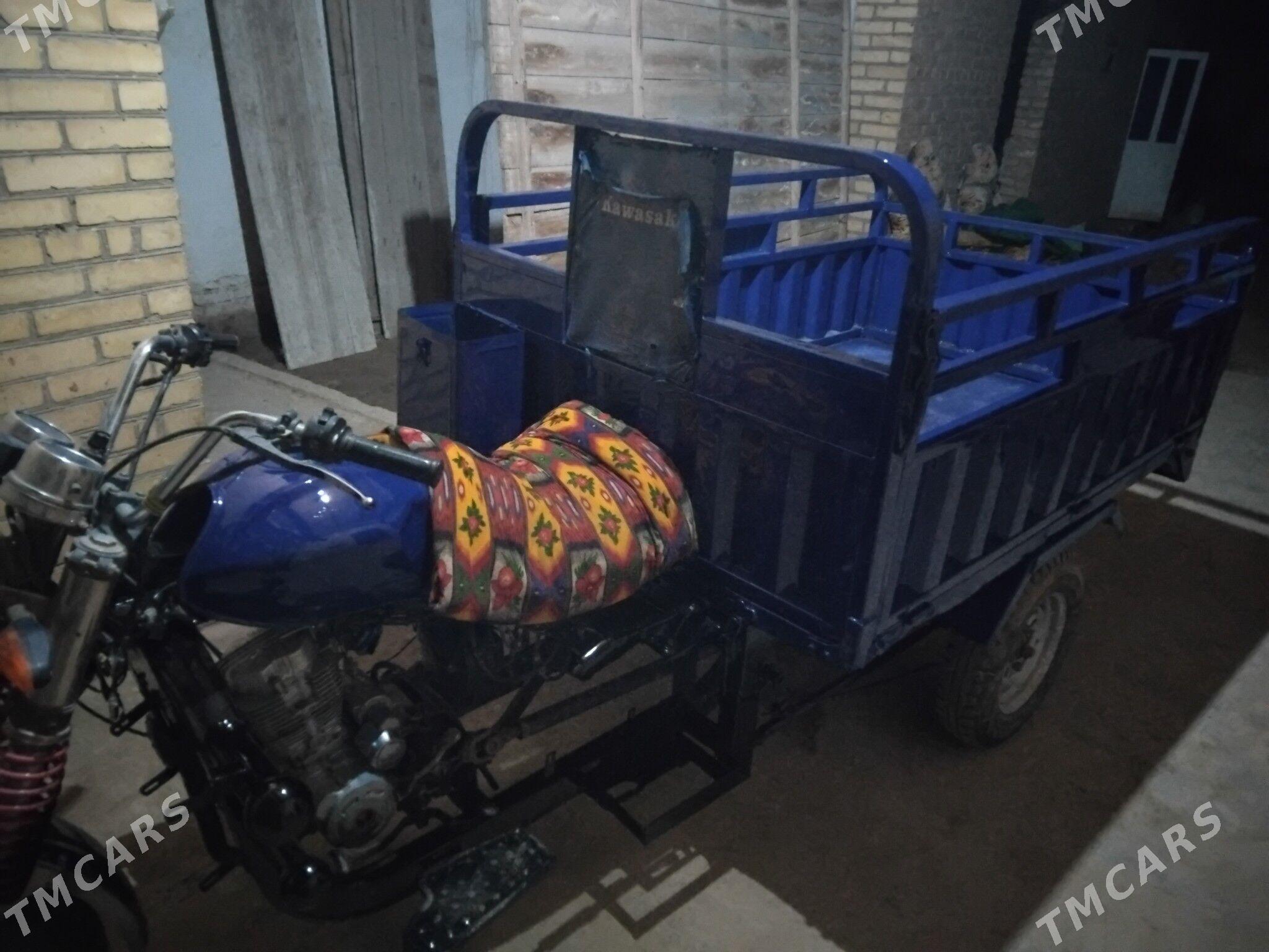 Fekon FK200-14G 2015 - 20 000 TMT - Дянев - img 1