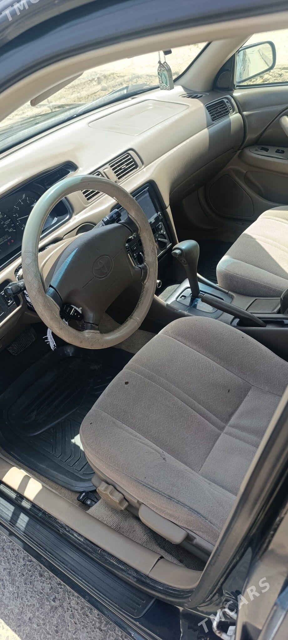 Toyota Camry 1997 - 135 000 TMT - Байрамали - img 1