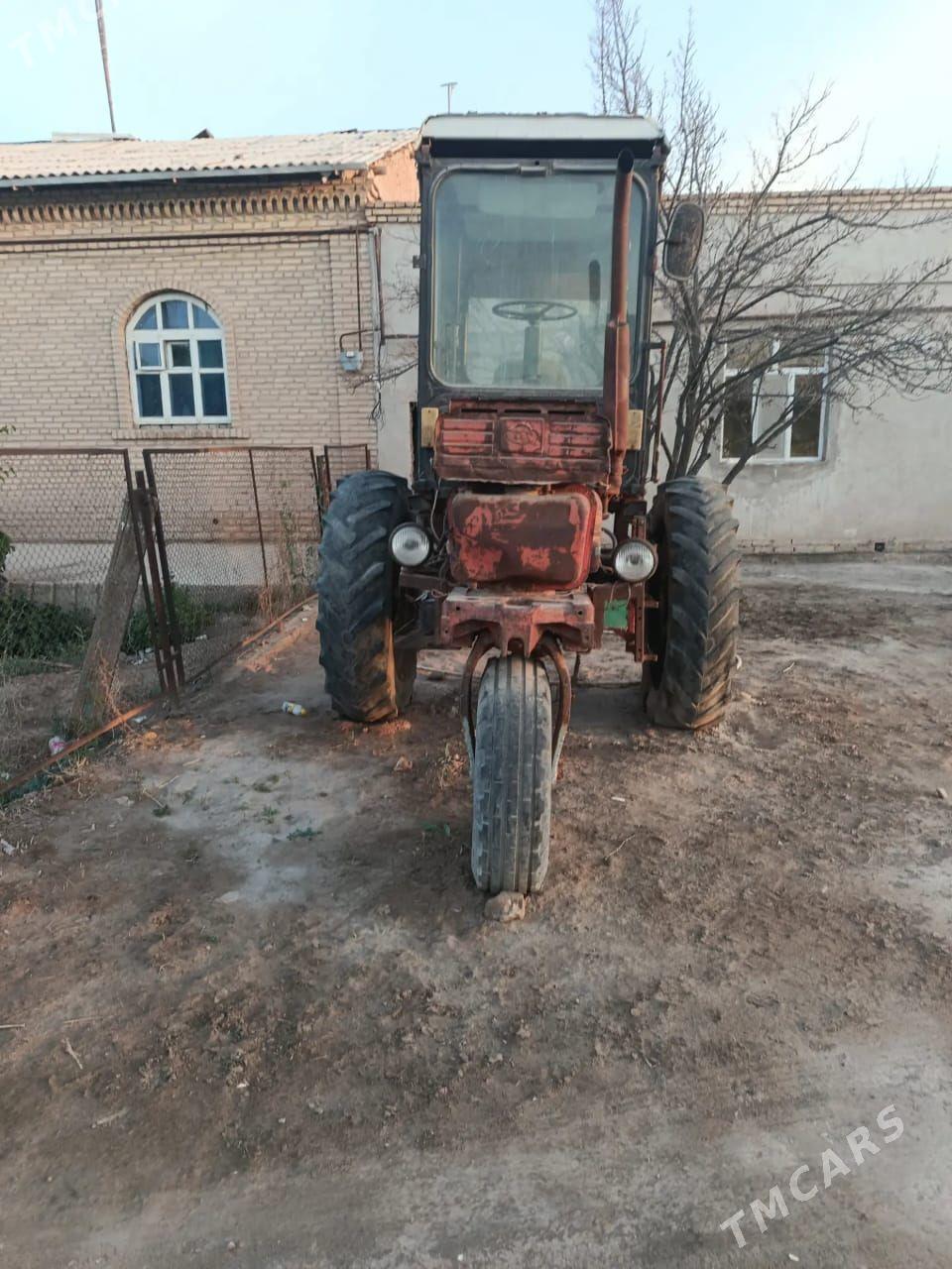 MTZ T-28 1992 - 30 000 TMT - Daşoguz - img 1