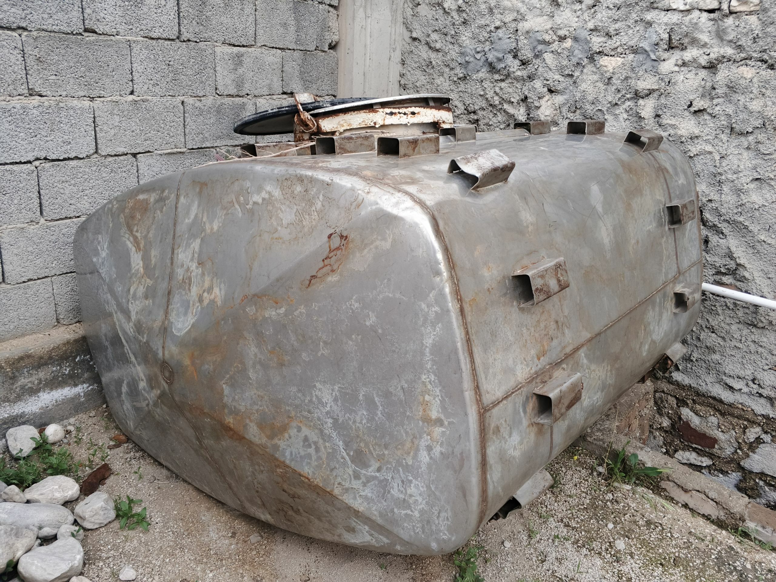 suw bocka 2.5 kub - Balkanabat - img 1