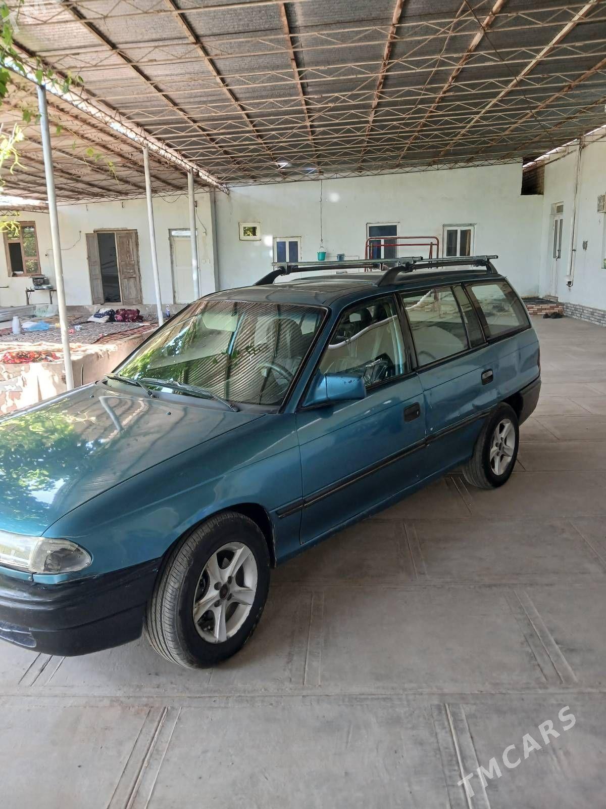 Opel Astra 1993 - 30 000 TMT - Saýat - img 1