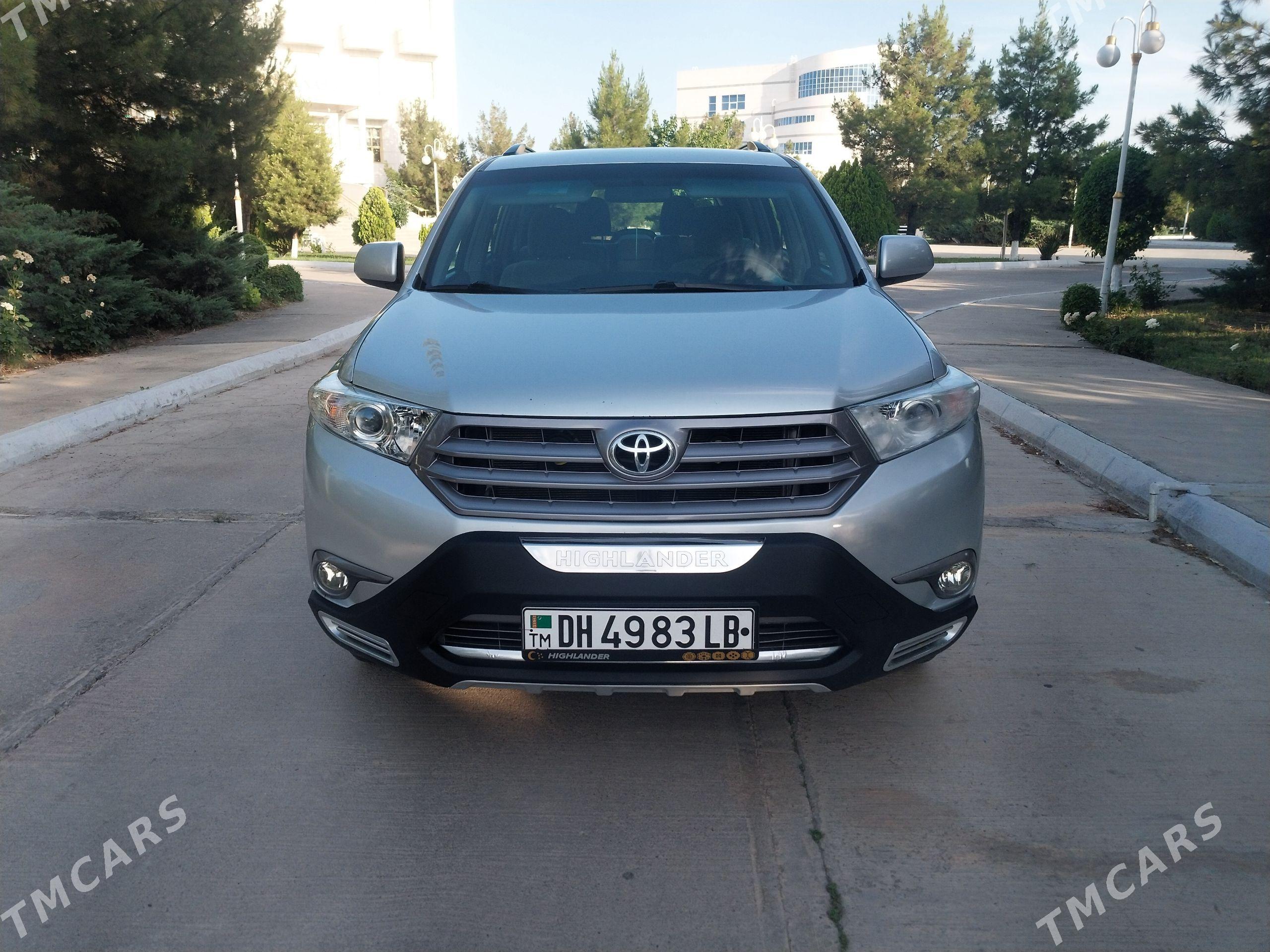 Toyota Highlander 2012 - 355 000 TMT - Туркменабат - img 1