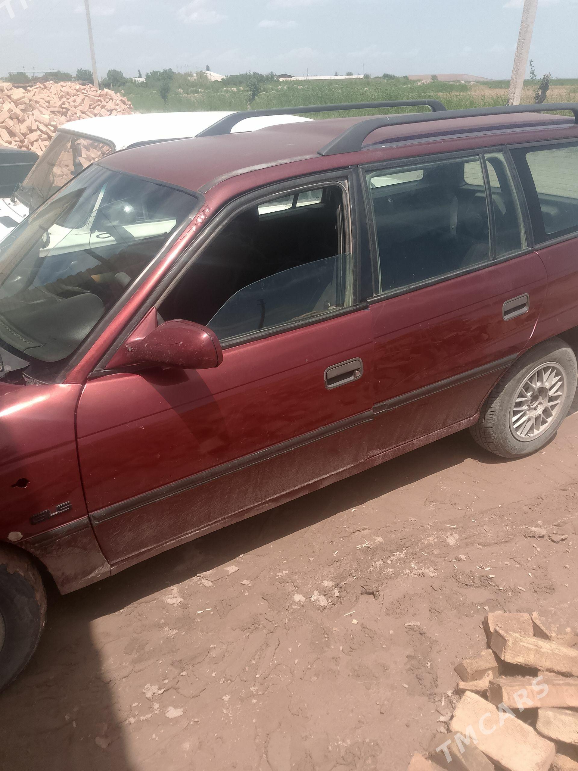 Opel Astra 1993 - 36 000 TMT - Dänew - img 1