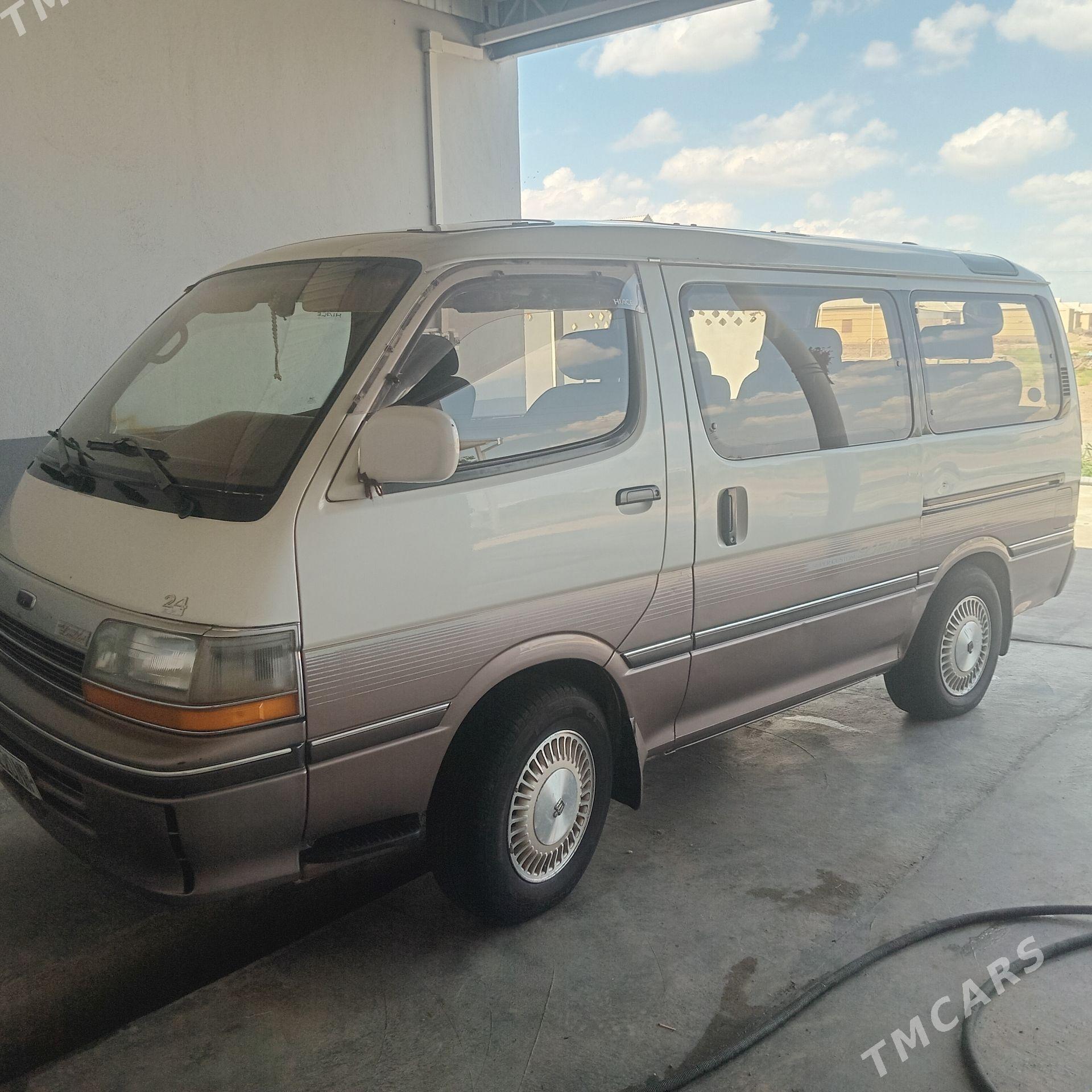 Toyota Hiace 1990 - 120 000 TMT - Sakarçäge - img 1