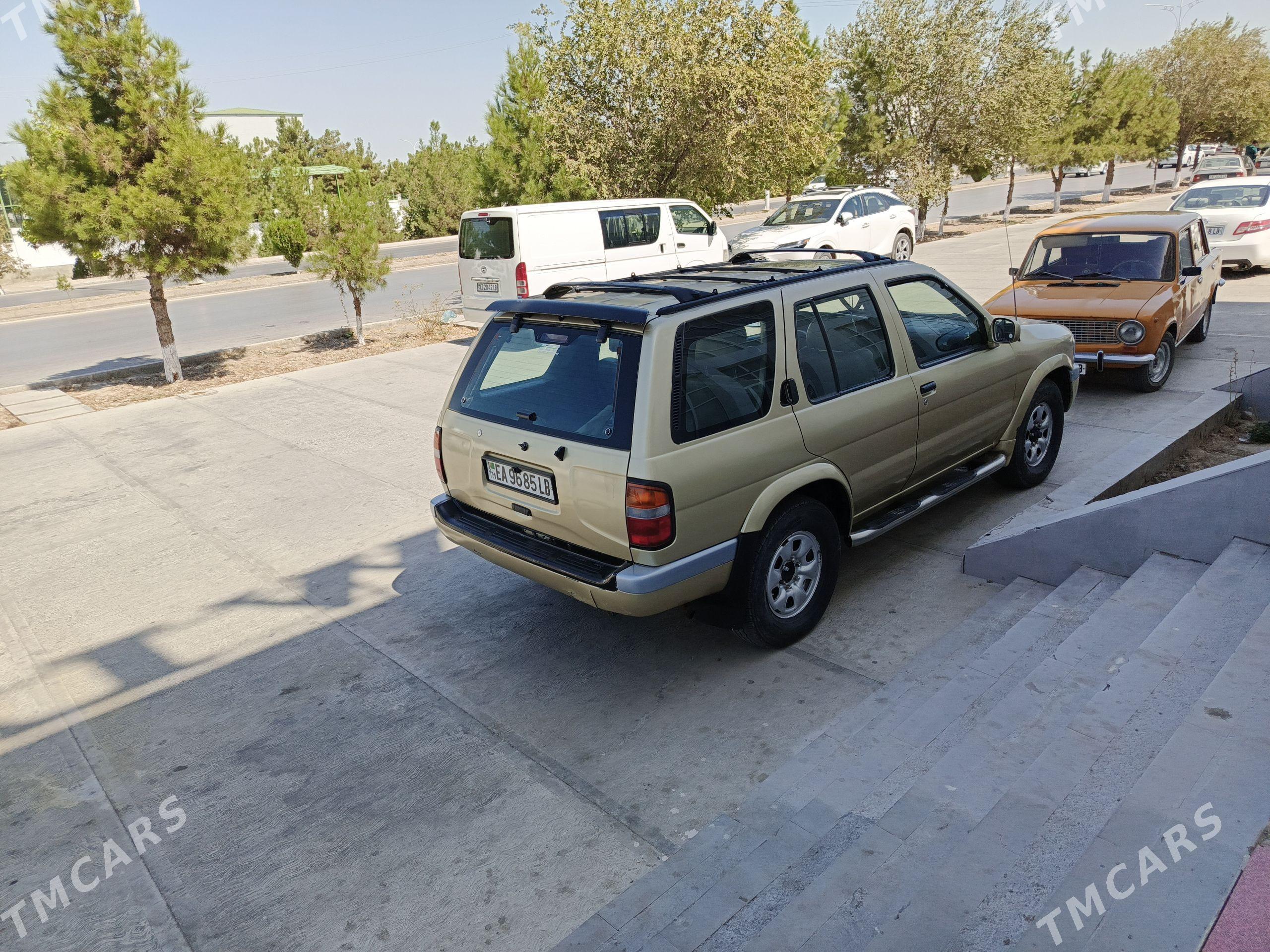 Nissan Pathfinder 1997 - 140 000 TMT - Туркменабат - img 1
