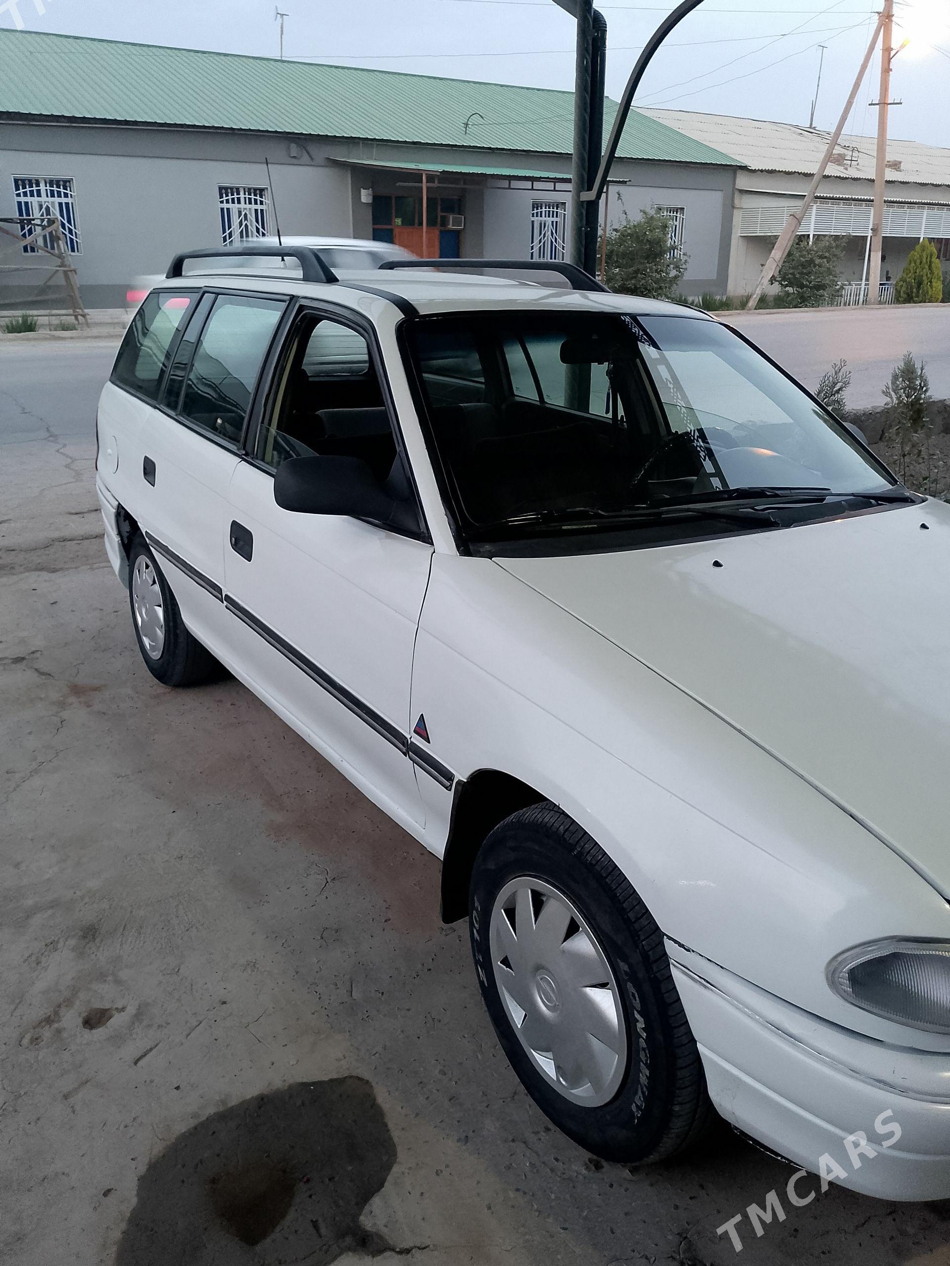 Opel Astra 1994 - 40 000 TMT - Шабатский этрап - img 1