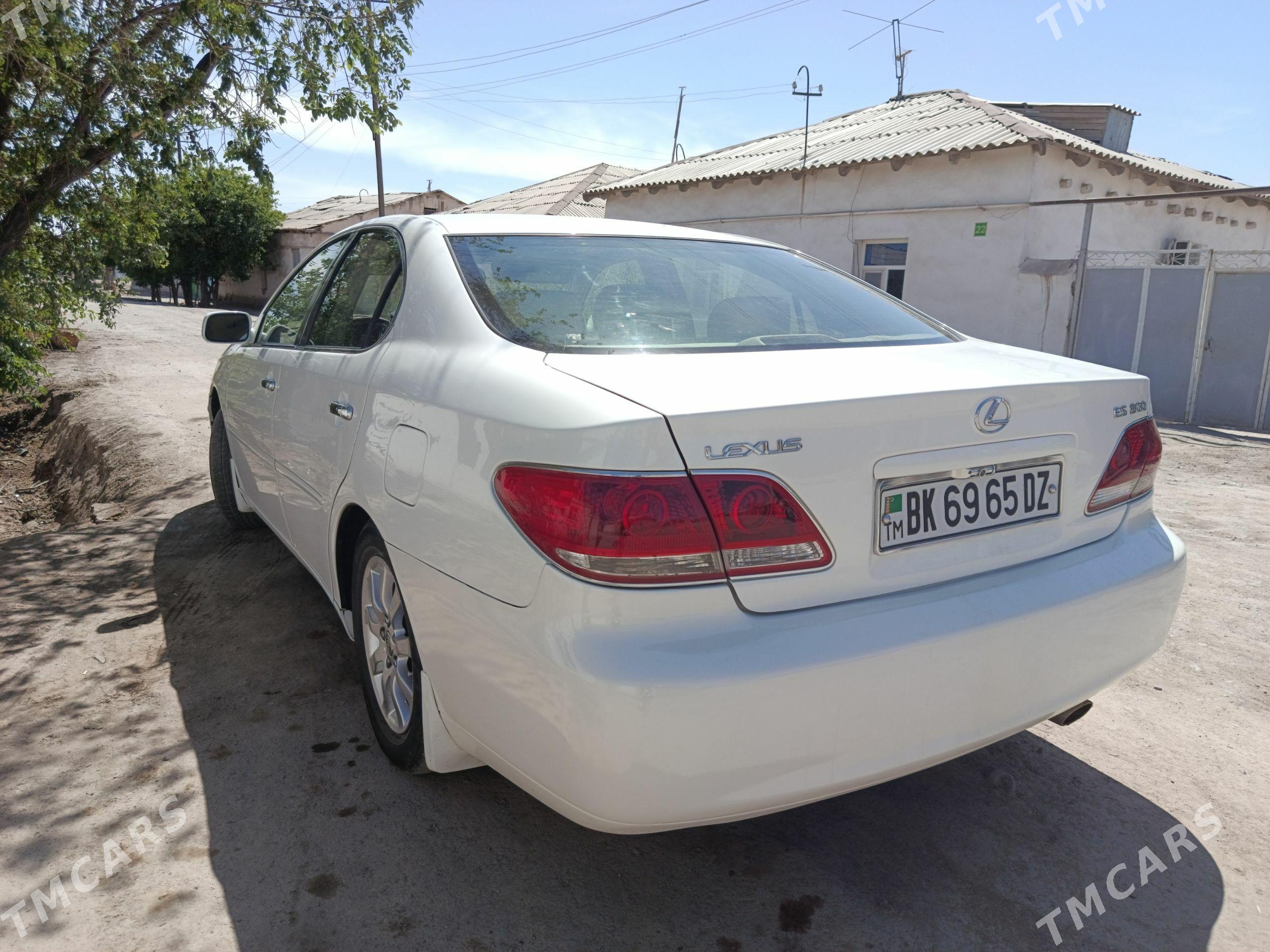 Lexus ES 300 2002 - 210 000 TMT - Болдумсаз - img 1