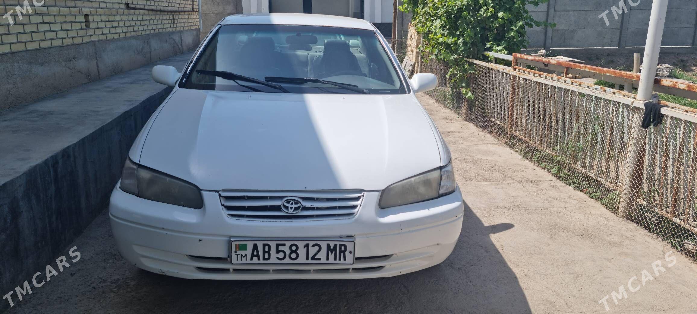 Toyota Camry 1997 - 135 000 TMT - Мары - img 1