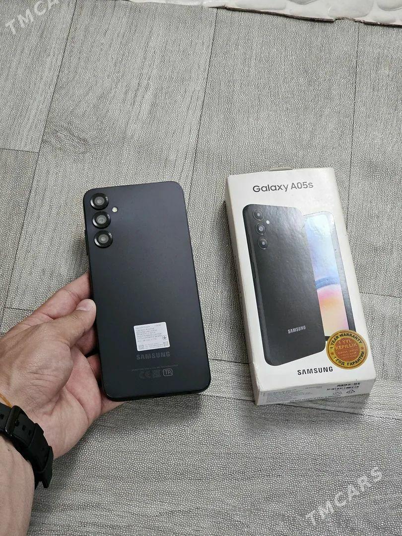 SAMSUNG A05S 4/64 BLACK - Бахарден - img 1