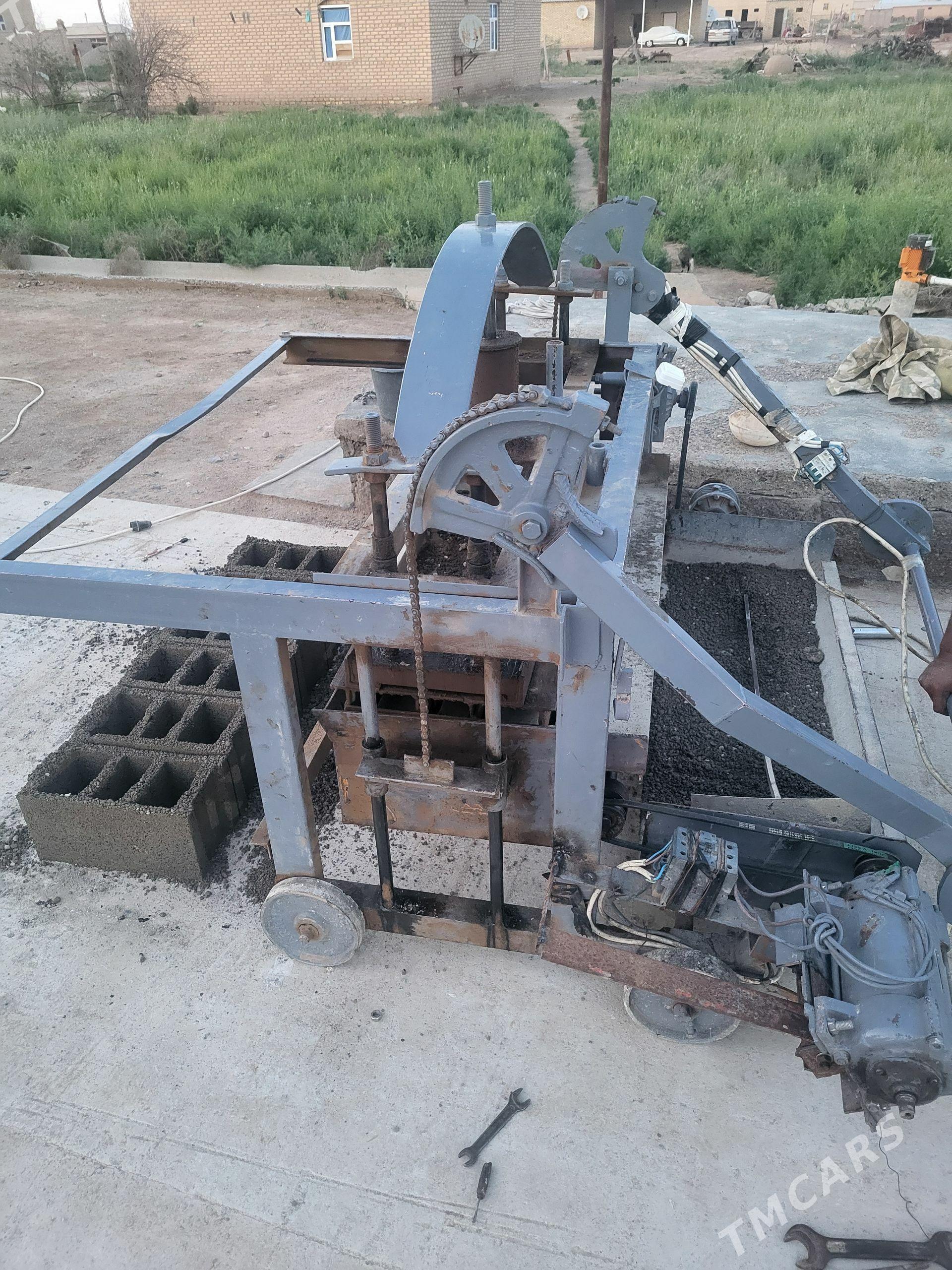 beton lerpiç guyyan aprat - Sarahs - img 1