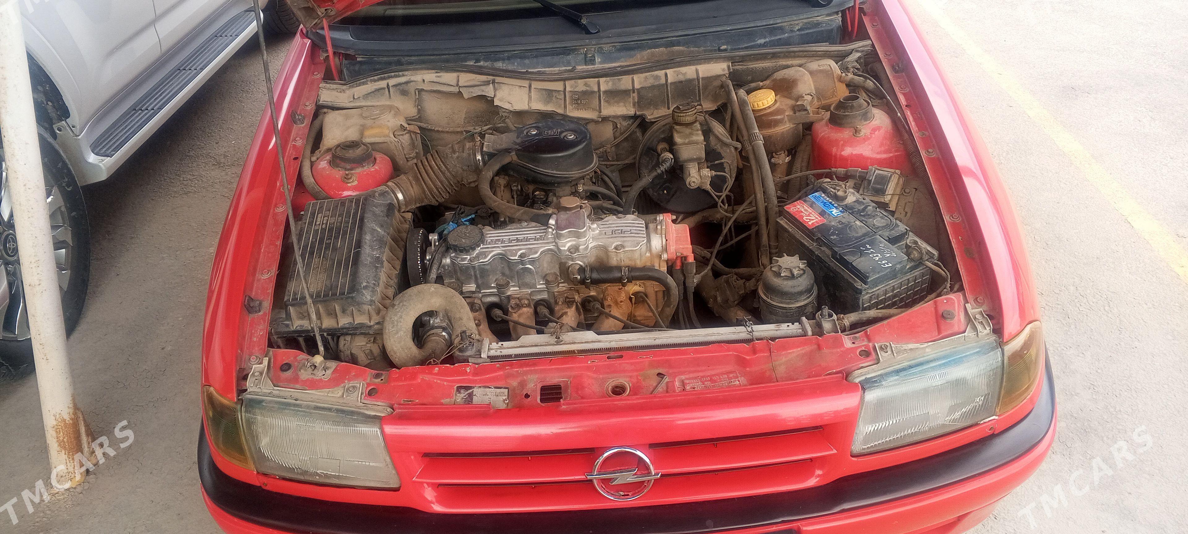 Opel Astra 1993 - 50 000 TMT - Мары - img 1